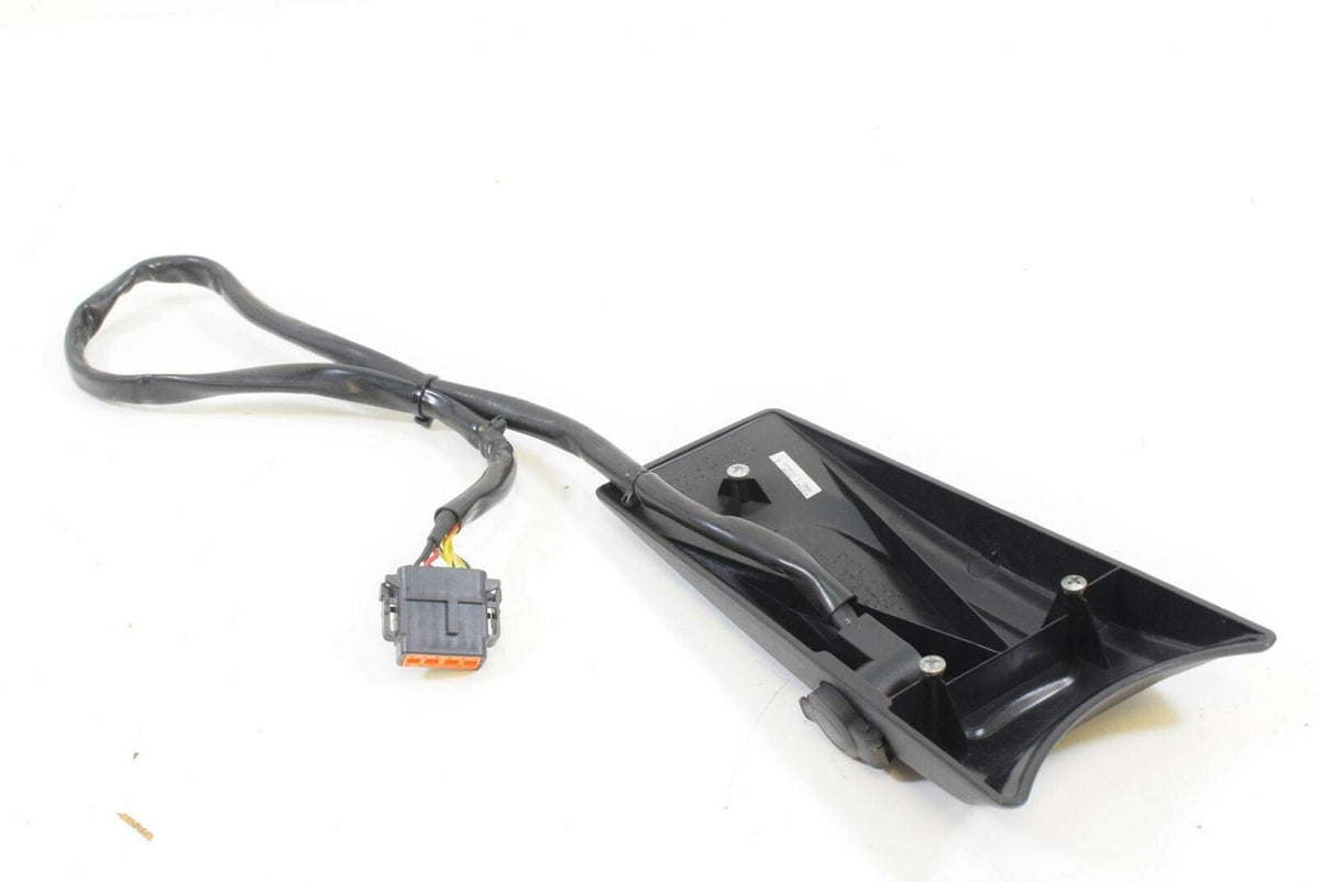 2005 Harley Touring FLHTCUI Electra Glide CB Radio Intercom Plug Port 77136-03 {{ shop.shopifyCountryName }} - Mototech271
