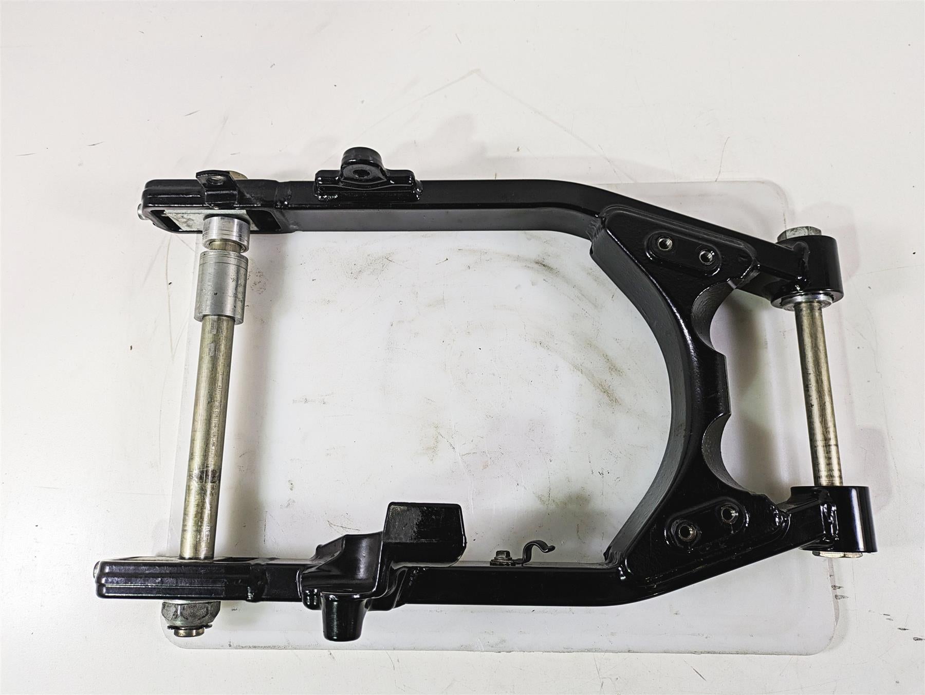 2017 Harley Dyna FXDB Street Bob Swingarm & Belt Guards & 25mm Axle 47820-10 {{ shop.shopifyCountryName }} - Mototech271