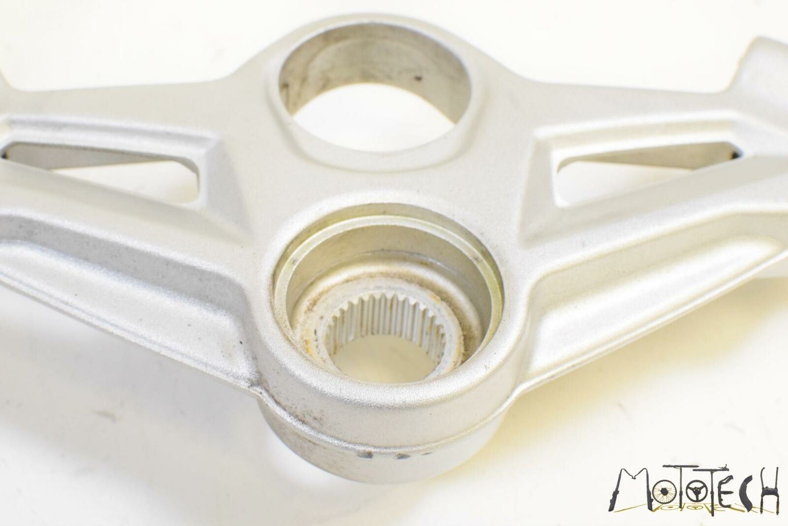 2009 BMW K1300 K1300S K40 Upper Triple Tree Steering Clamp 32717707554 {{ shop.shopifyCountryName }} - Mototech271