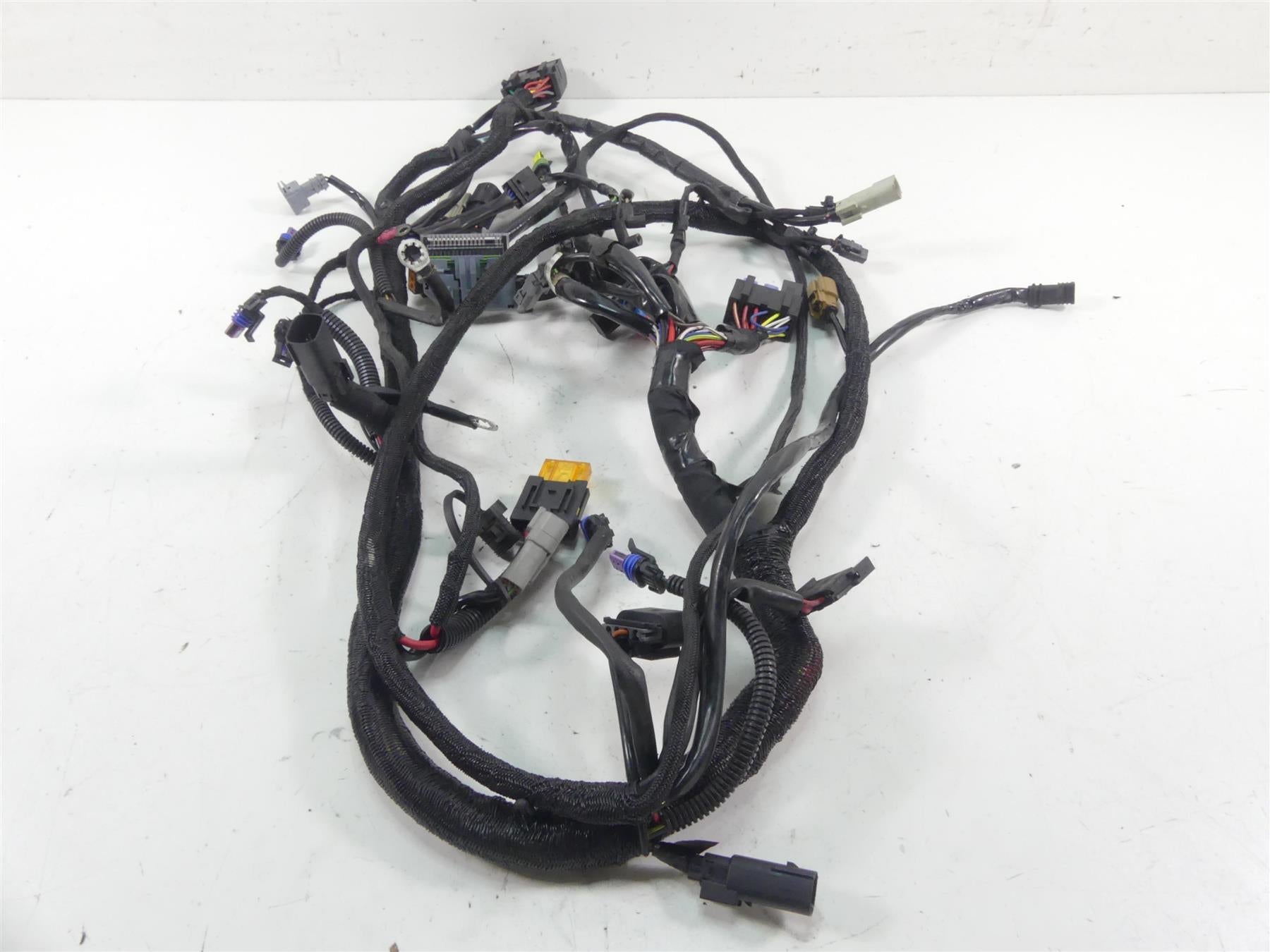 2012 Harley VRSCF Muscle Rod Main Wiring Harness Loom - No Abs 69200094 {{ shop.shopifyCountryName }} - Mototech271