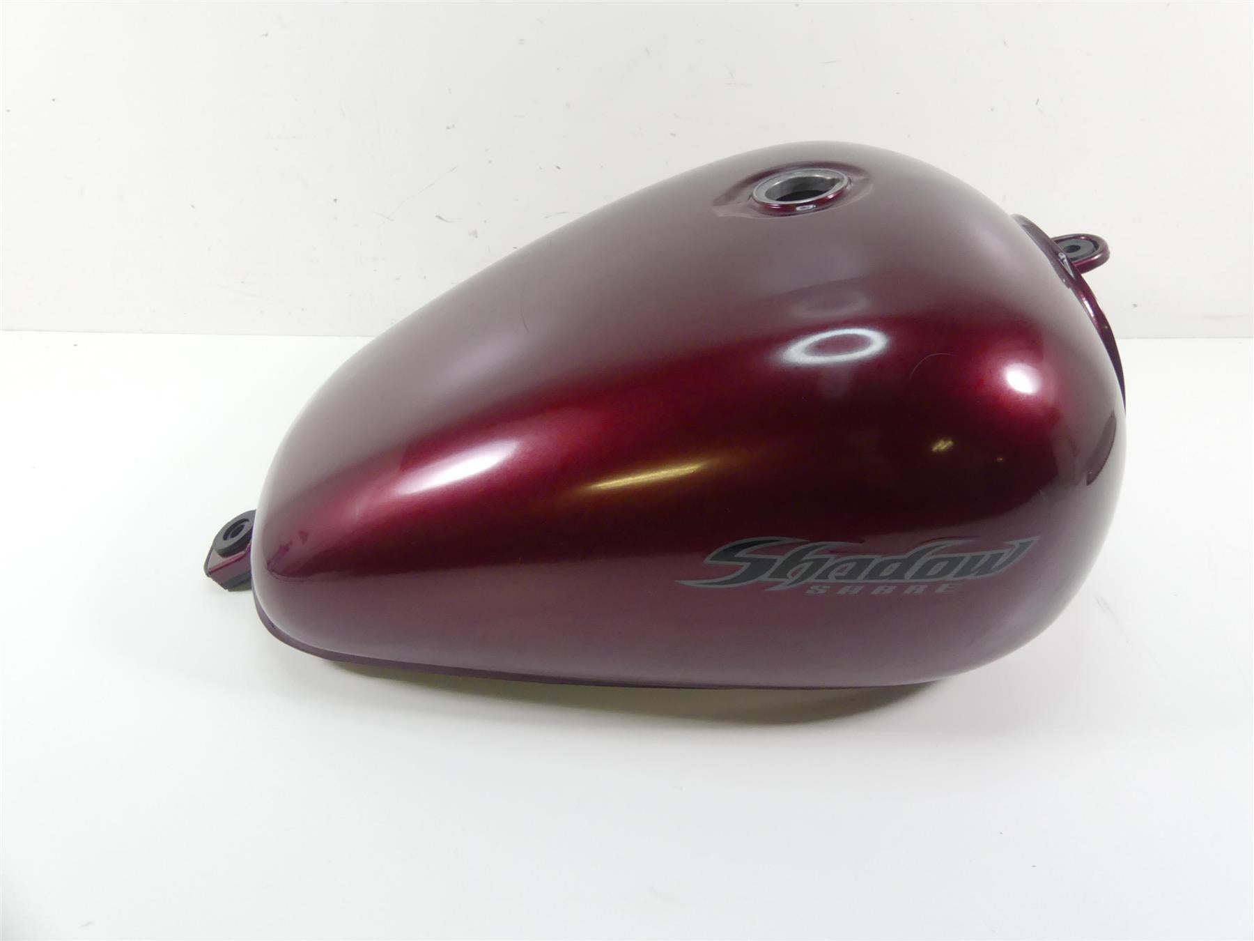 2007 Honda VT1100 C2 Shadow Fuel Gas Petrol Tank - No Dents 17520-MCK-A80 {{ shop.shopifyCountryName }} - Mototech271