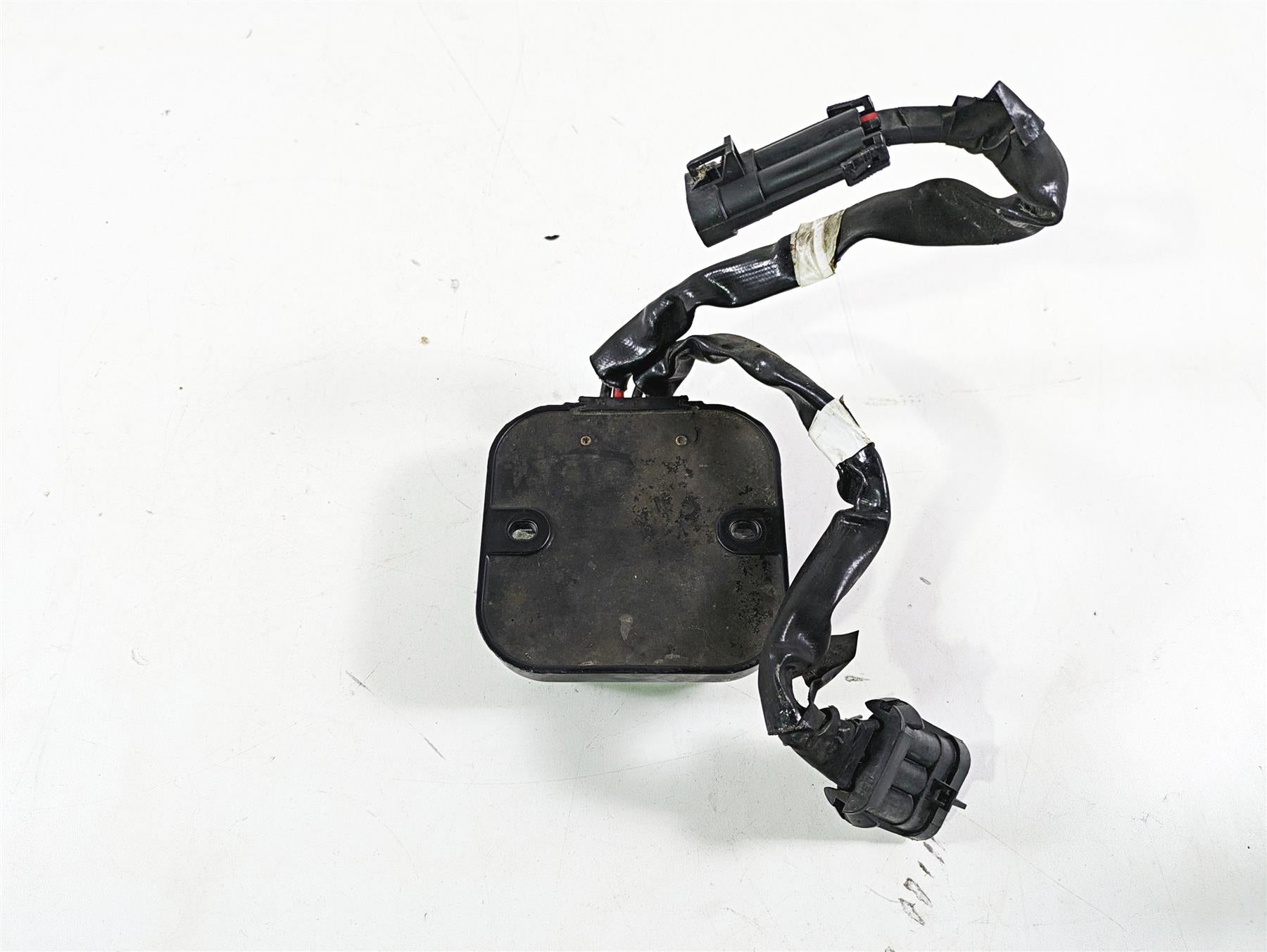 2018 Indian Chieftain Dark Horse Rectifier Voltage Regulator 4014300 4019661 {{ shop.shopifyCountryName }} - Mototech271