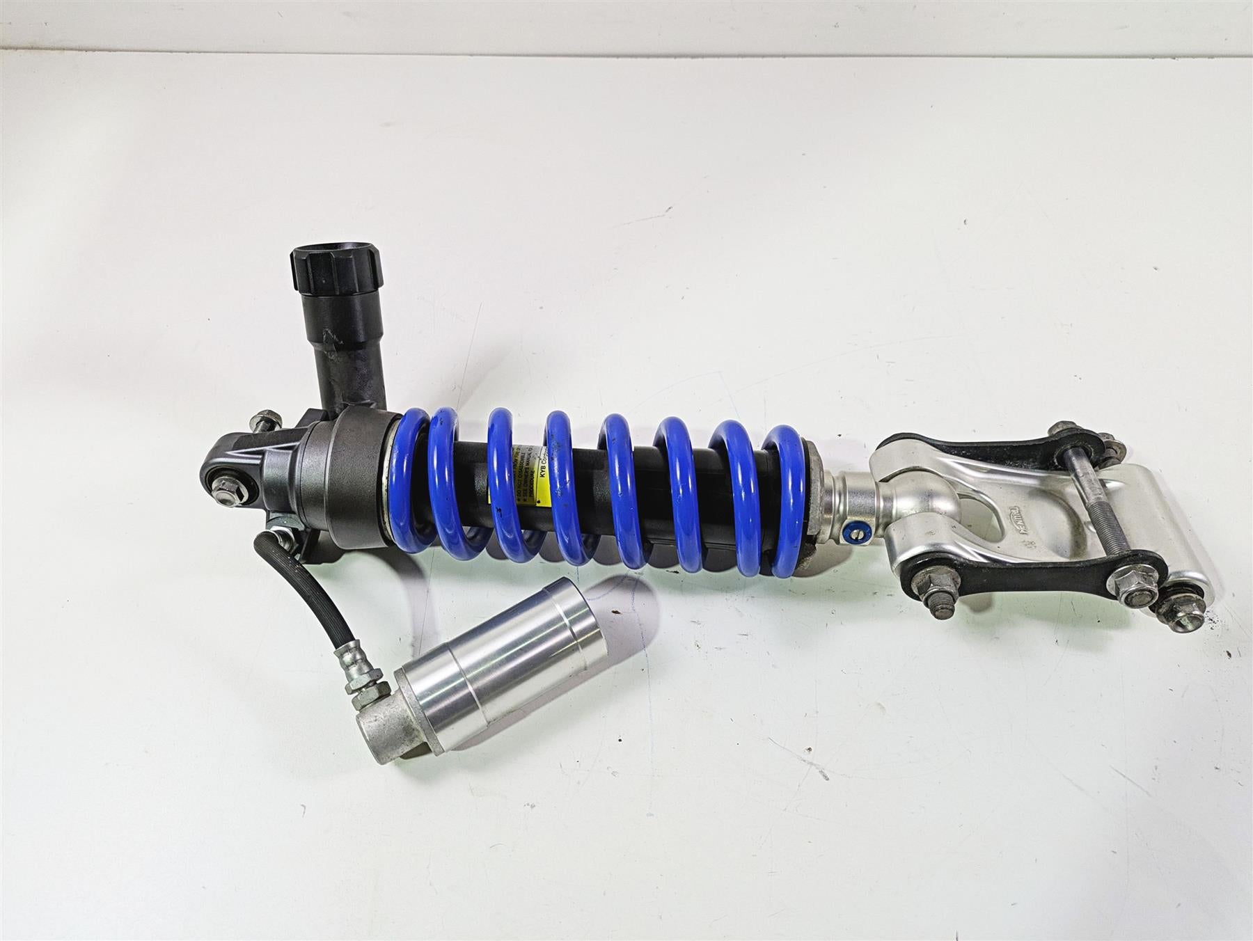 2013 Triumph Tiger 1215 Explorer Straight Rear Suspension Shock Damper T2058500 {{ shop.shopifyCountryName }} - Mototech271