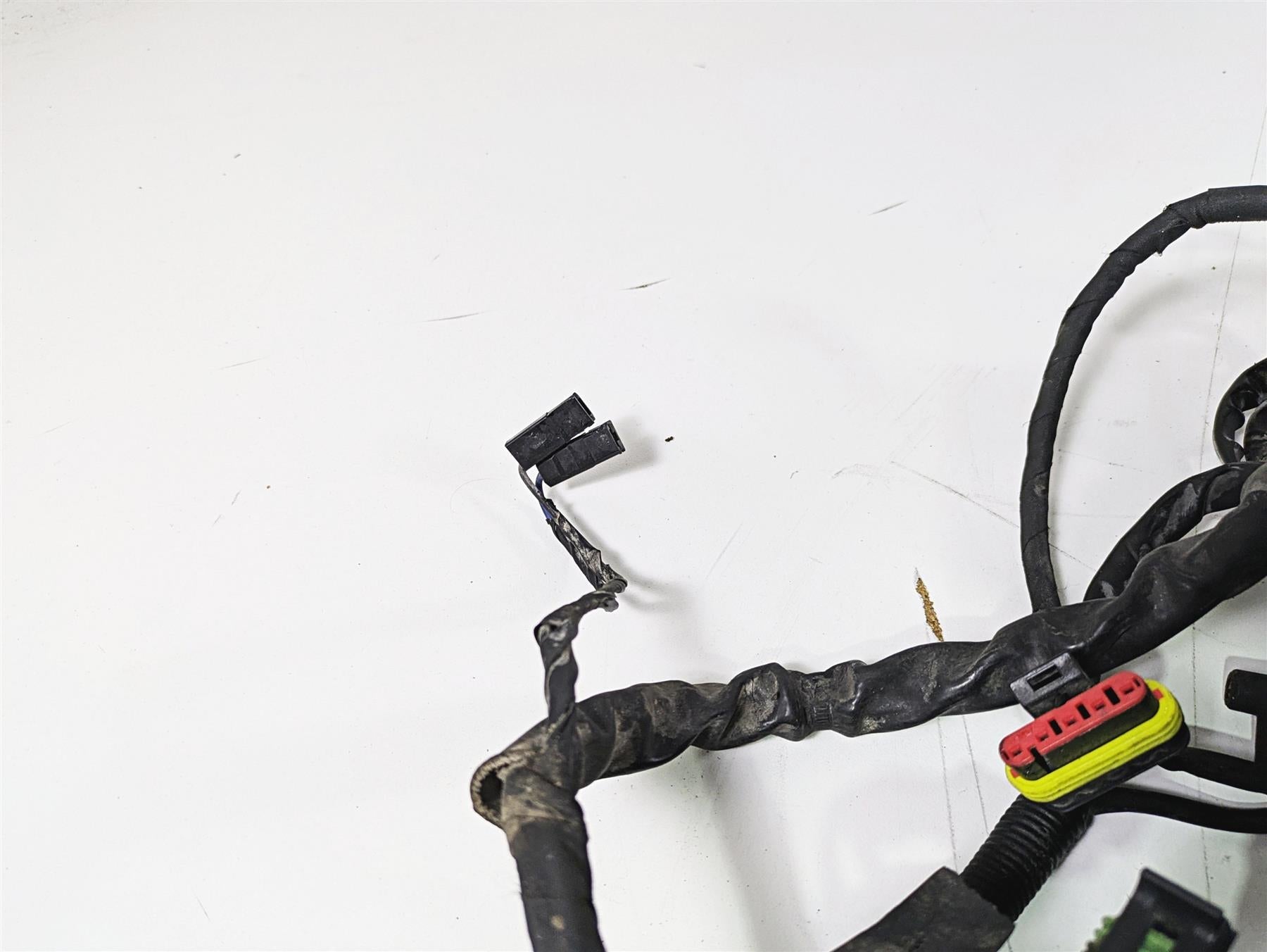 2015 Harley FXDL Dyna Low Rider Main Wiring Harness Loom -No Abs 71072-12A {{ shop.shopifyCountryName }} - Mototech271
