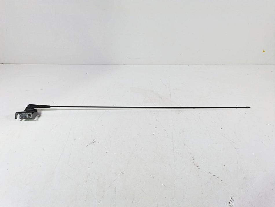 2018 Indian Chieftain Dark Horse Radio FM Antenna & Mount 4012213 4012274 {{ shop.shopifyCountryName }} - Mototech271