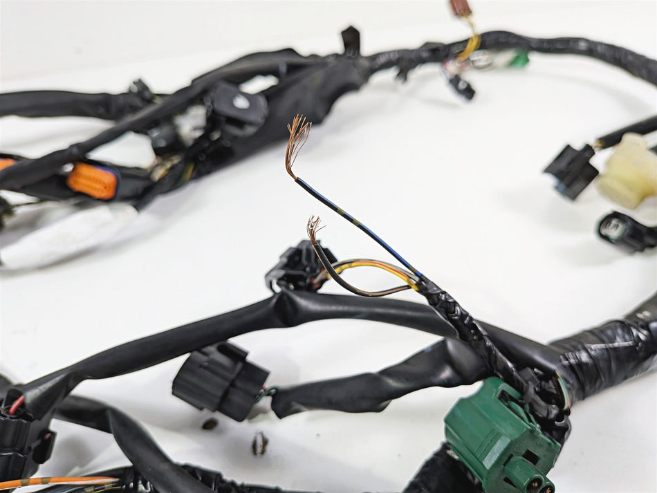 2005 Suzuki VZ800 M50 Boulevard Wiring Harness & Coil Set - Read 36610-39G31 {{ shop.shopifyCountryName }} - Mototech271