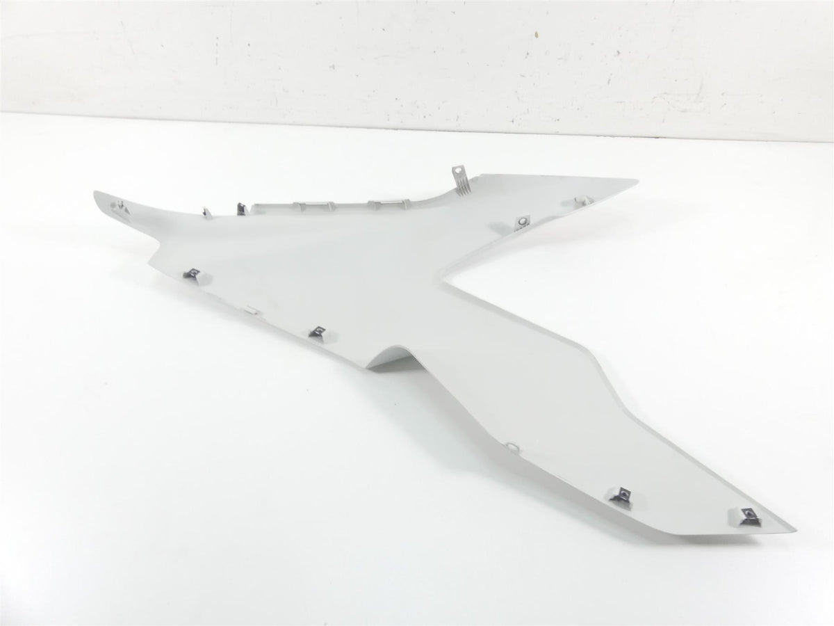 2017 Ducati 939 S Supersport Main Upper Right Side Fairing Cover 48018822B {{ shop.shopifyCountryName }} - Mototech271