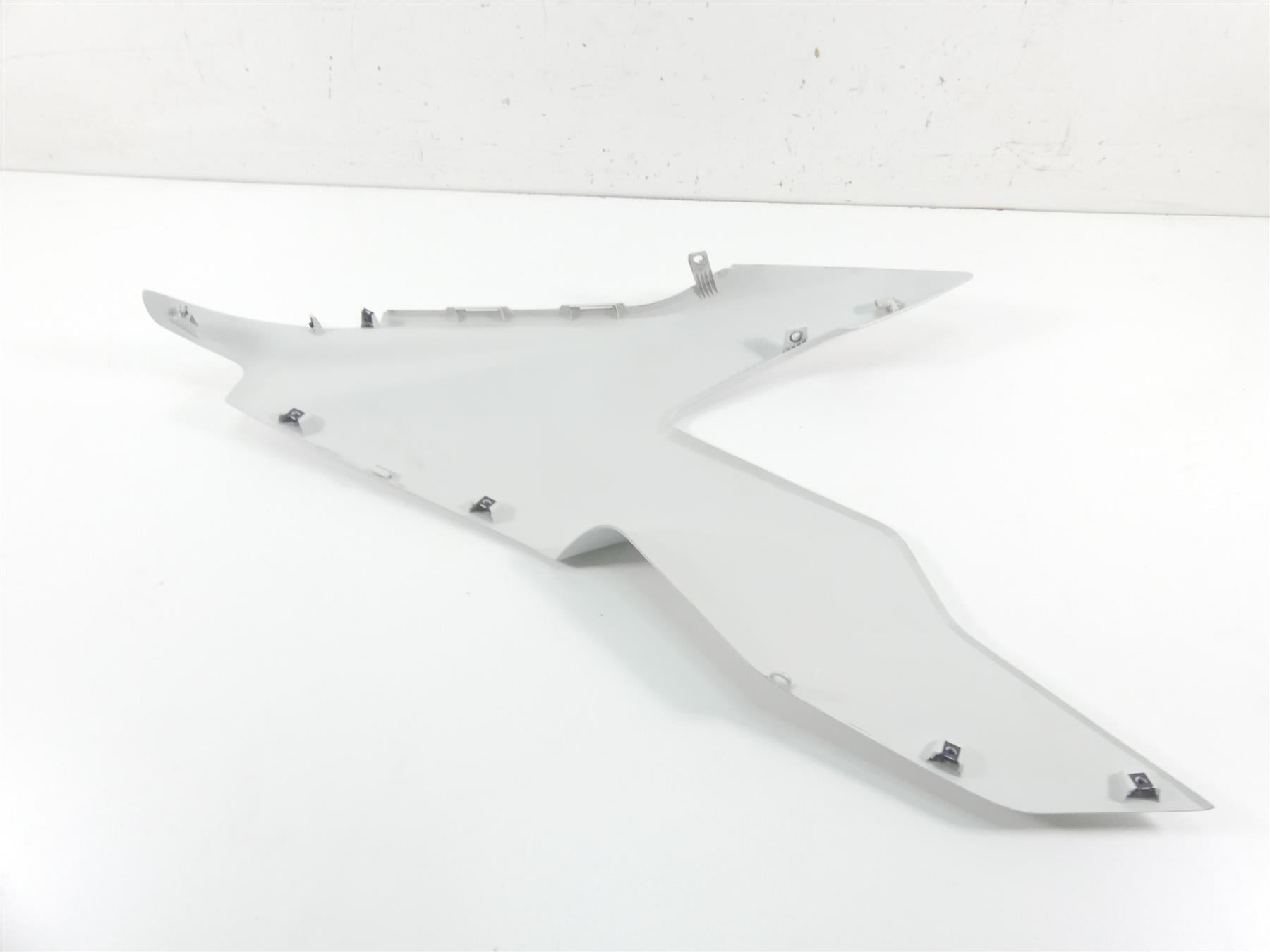 2017 Ducati 939 S Supersport Main Upper Right Side Fairing Cover 48018822B {{ shop.shopifyCountryName }} - Mototech271