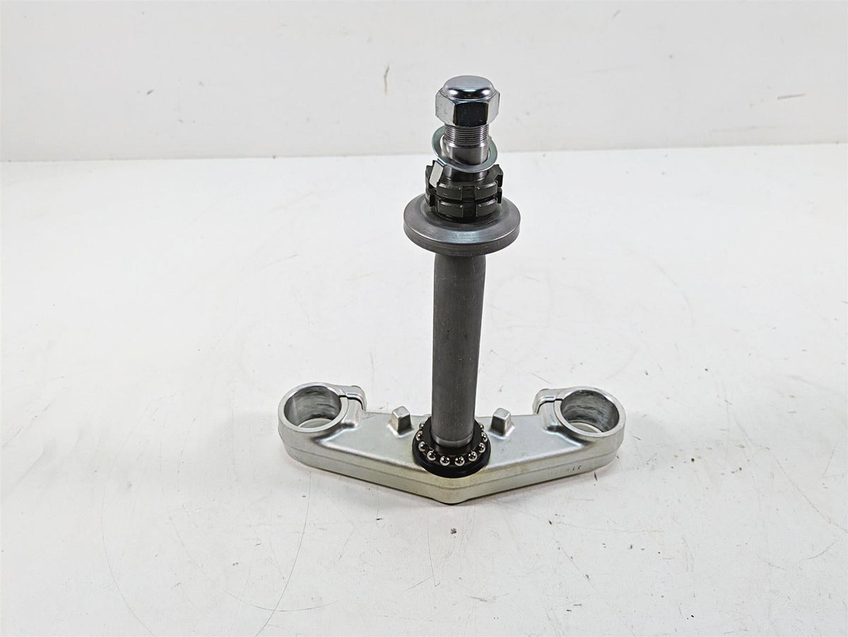 2002 Yamaha FZ1 FZS1000 Fazer Lower Triple Tree Steering Clamp 5LV-23340-00-00 {{ shop.shopifyCountryName }} - Mototech271