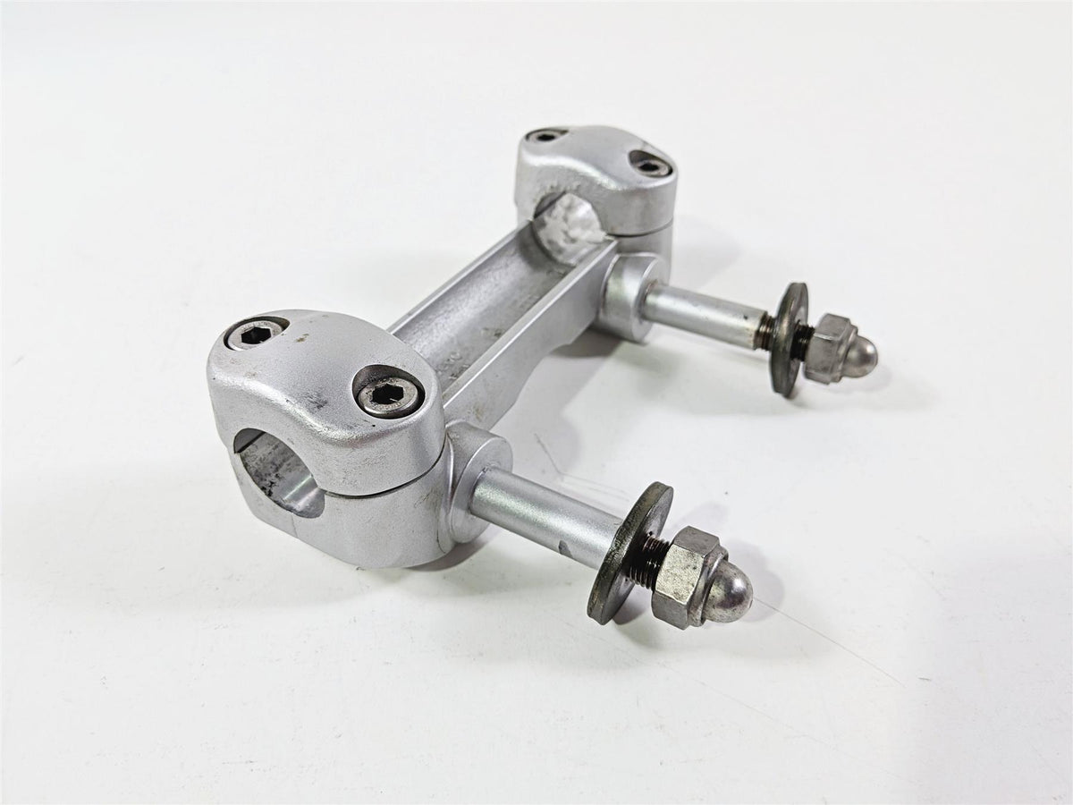 2006 Yamaha XVZ1300 Royal Star Handle Bar Riser Holder Carrier 1D6-23442-00 {{ shop.shopifyCountryName }} - Mototech271