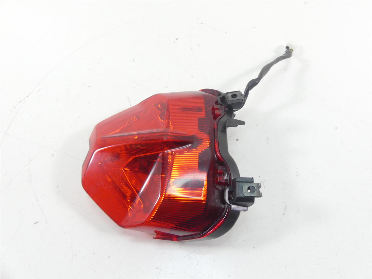 2022 Yamaha MT09 FZ09 Rear Taillight Tail Light Lamp - Read B7N-84700-00-00 {{ shop.shopifyCountryName }} - Mototech271