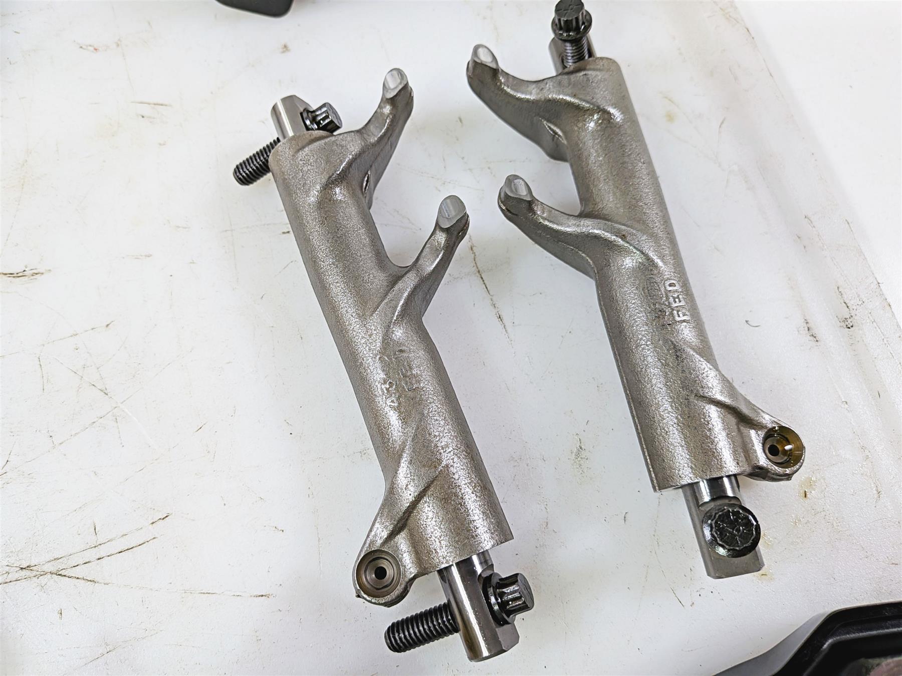 2024 Harley Softail FXLRST Low Rider Rocker Arm Box Valve Cover M8 Set 25701603 {{ shop.shopifyCountryName }} - Mototech271