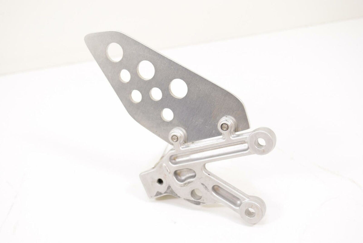 2008 Aprilia RSV2 RSV1000 R Front Left Rider Footpeg Set AP8154069 {{ shop.shopifyCountryName }} - Mototech271