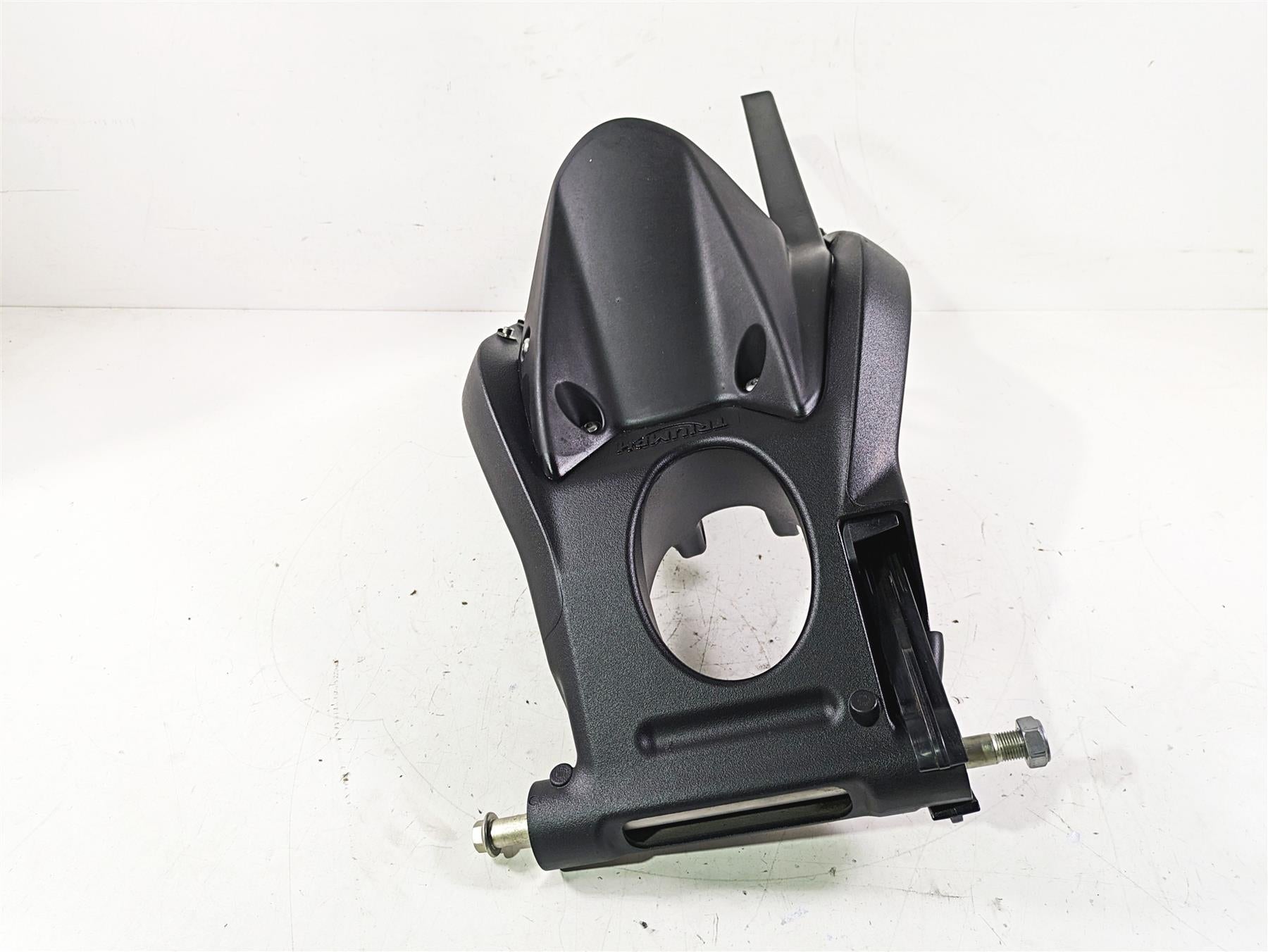 2023 Triumph Street Triple 765 RS Rear Swingarm Swing Arm + Axle & Guard 2050274 {{ shop.shopifyCountryName }} - Mototech271