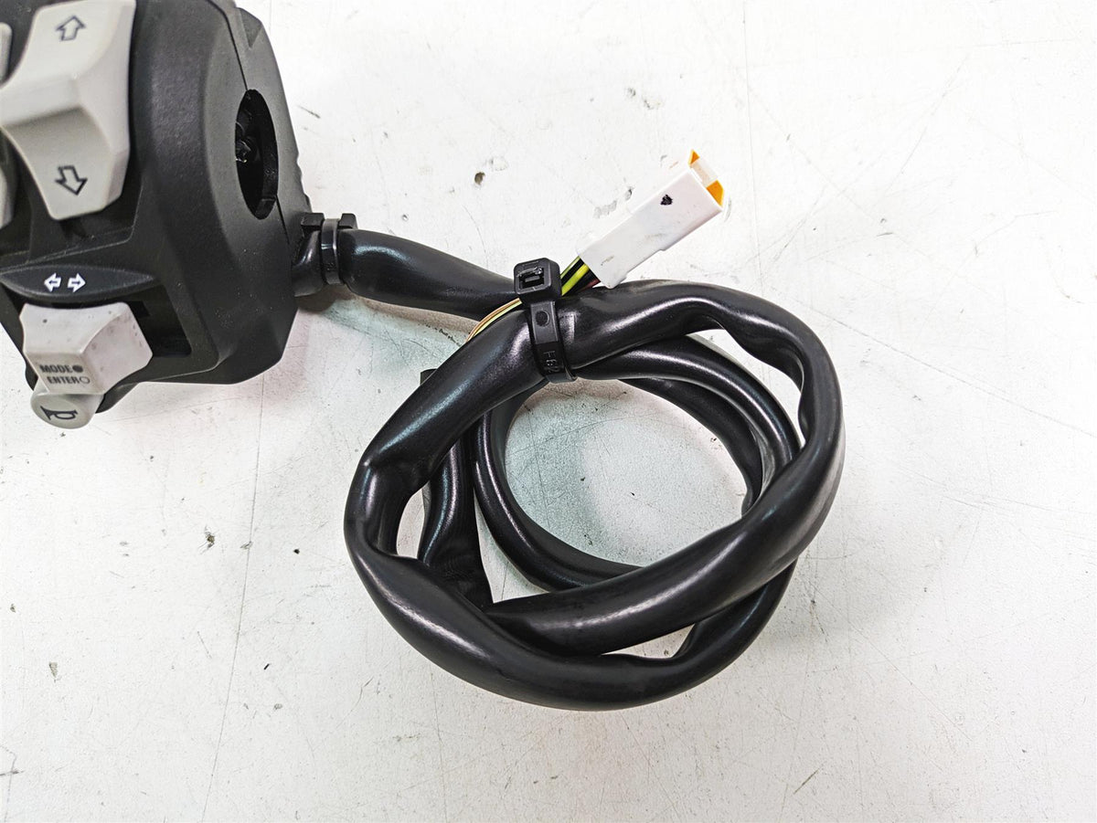 2020 Ducati Scrambler 1100 Sport Pro Left Hand Control Switch 65110242D {{ shop.shopifyCountryName }} - Mototech271