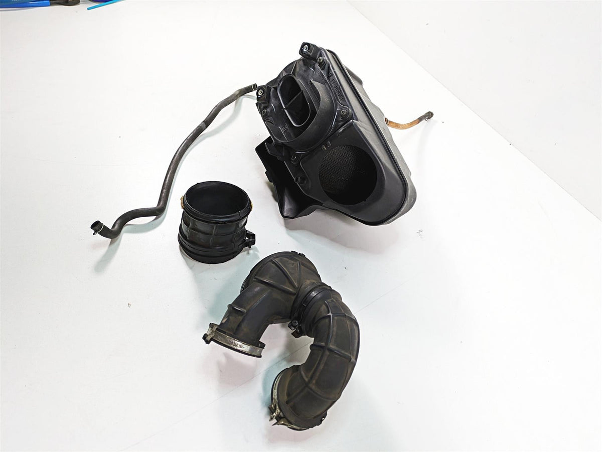 2006 Honda VT1100 C2 Shadow Air Box Cleaner Breather & Tubes 17210-MM8-020 {{ shop.shopifyCountryName }} - Mototech271
