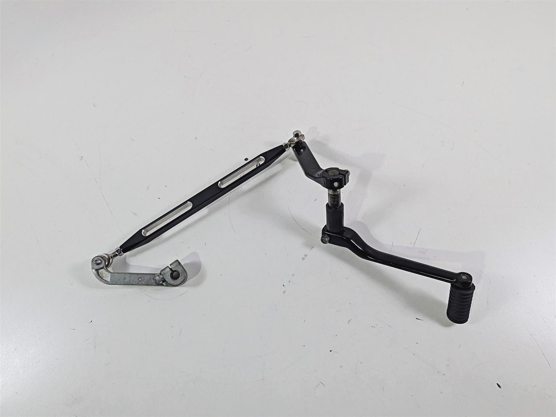 2020 Harley Touring FLTRK Road Glide Shift Lever + Slotted Linkage 34018-08 {{ shop.shopifyCountryName }} - Mototech271