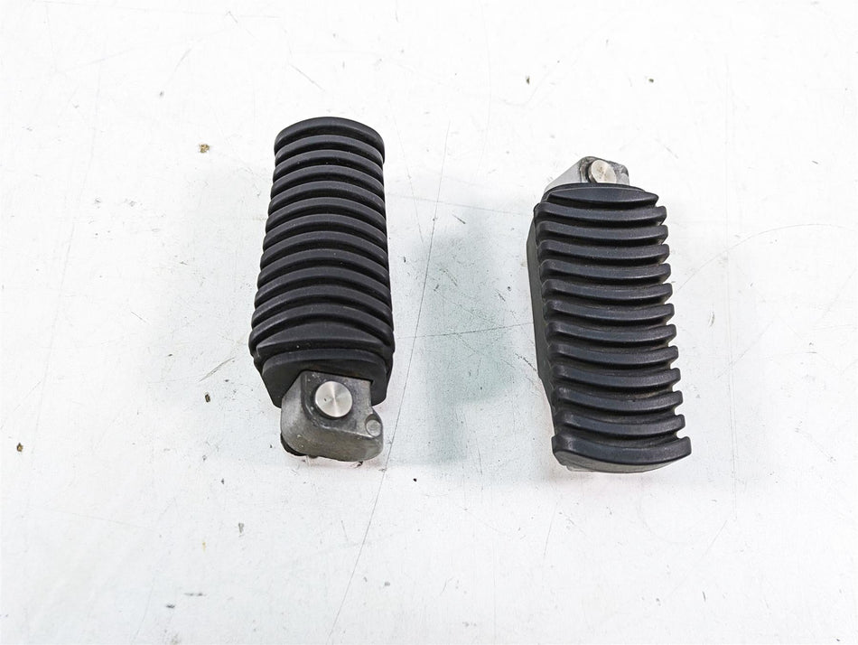 2007 BMW R1200GS K255 Adv Passenger Pillion Footpeg Foot Peg Set 46717664225 {{ shop.shopifyCountryName }} - Mototech271