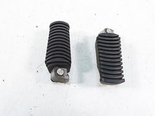 Load image into Gallery viewer, 2007 BMW R1200GS K255 Adv Passenger Pillion Footpeg Foot Peg Set 46717664225 | Mototech271
