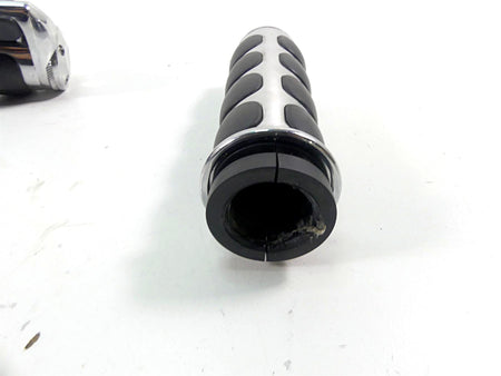 2002 Harley FLSTCI Softail Heritage Chrome Right Hand Control Switch 71684-06A {{ shop.shopifyCountryName }} - Mototech271