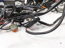 Load image into Gallery viewer, 2005 Harley Touring FLHTCUI Electra Glide Main Wiring Harness Loom 70985-05 | Mototech271
