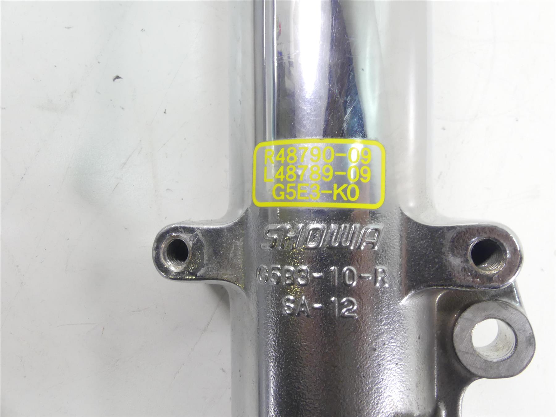2009 Harley FLHTCU SE4 CVO E-Glide Chrome Front Fork Lower Tube Set 45500169 {{ shop.shopifyCountryName }} - Mototech271