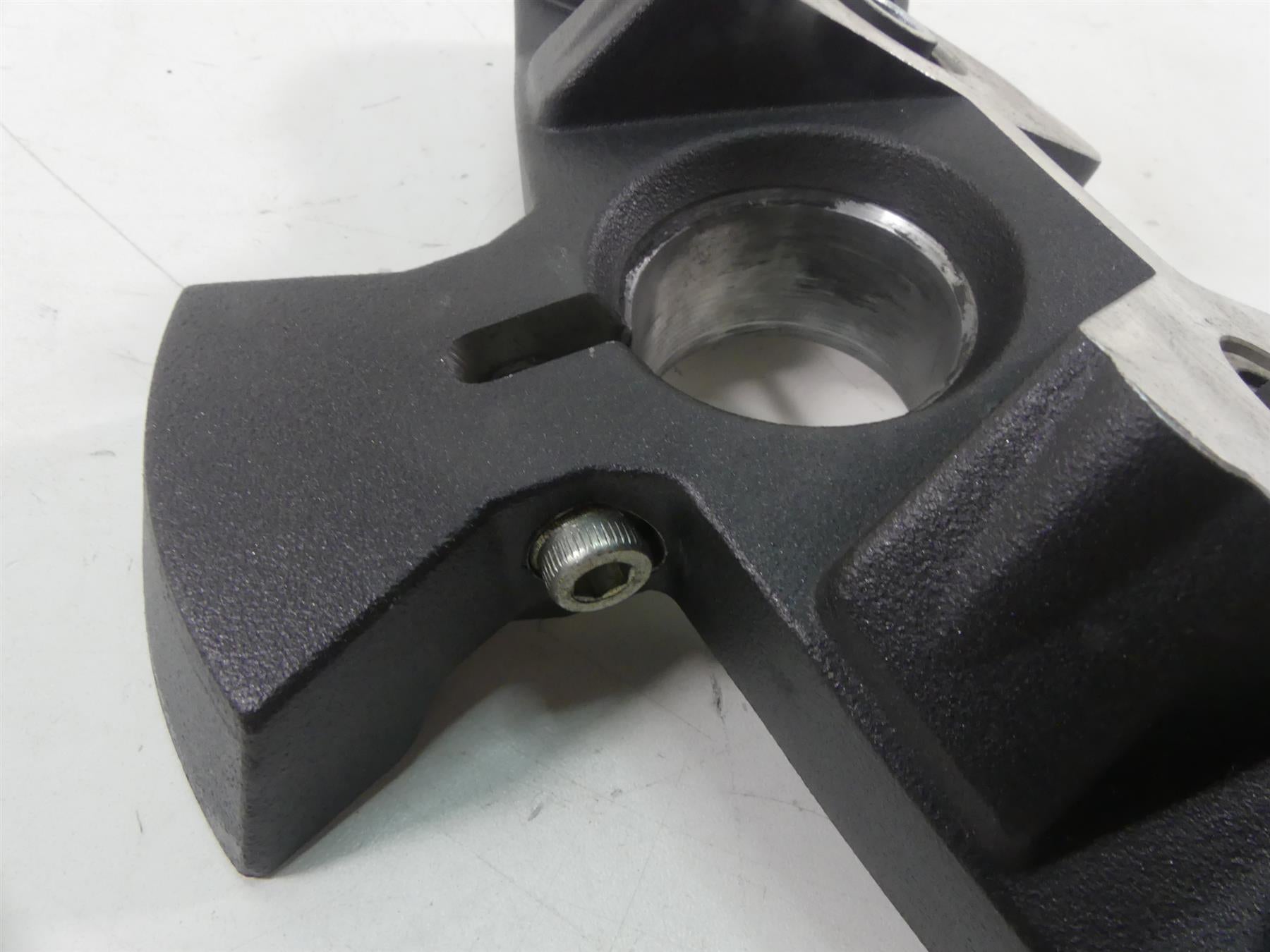2013 Ducati Streetfighter 848 Upper Triple Tree Steering Clamp 53mm 34110711A {{ shop.shopifyCountryName }} - Mototech271