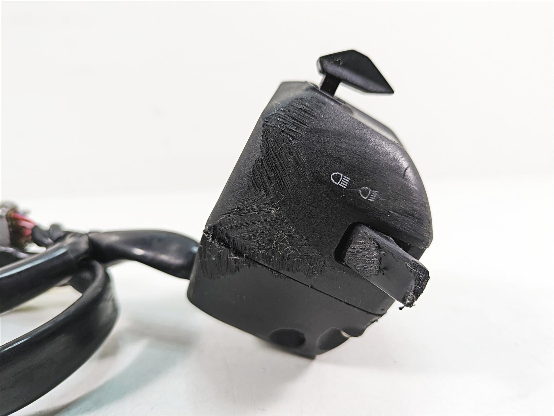 2021 Aprilia RS660 Left Hand Turn Signal Menu Cruise Control Switch 2D000548 {{ shop.shopifyCountryName }} - Mototech271