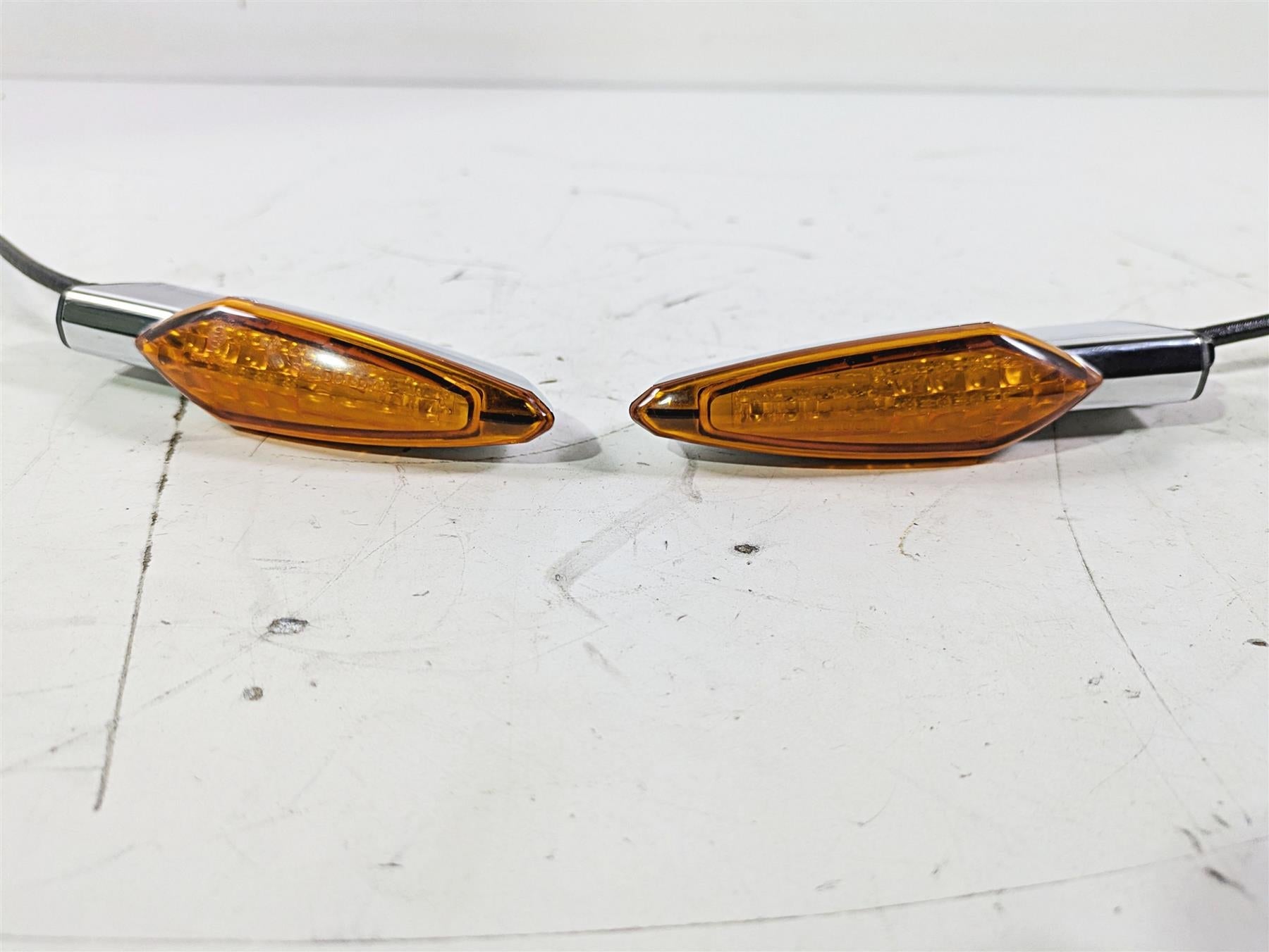 2012 Victory Cross Country Front Blinker Turn Signal Set 2411114 {{ shop.shopifyCountryName }} - Mototech271