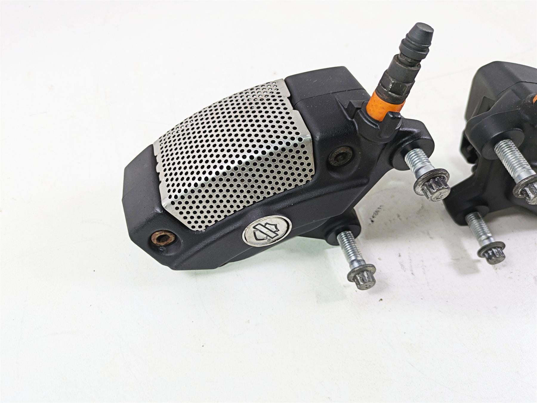 2015 Harley Touring FLHTKL Electra Glide Front Brake Caliper Set 43027-08 {{ shop.shopifyCountryName }} - Mototech271