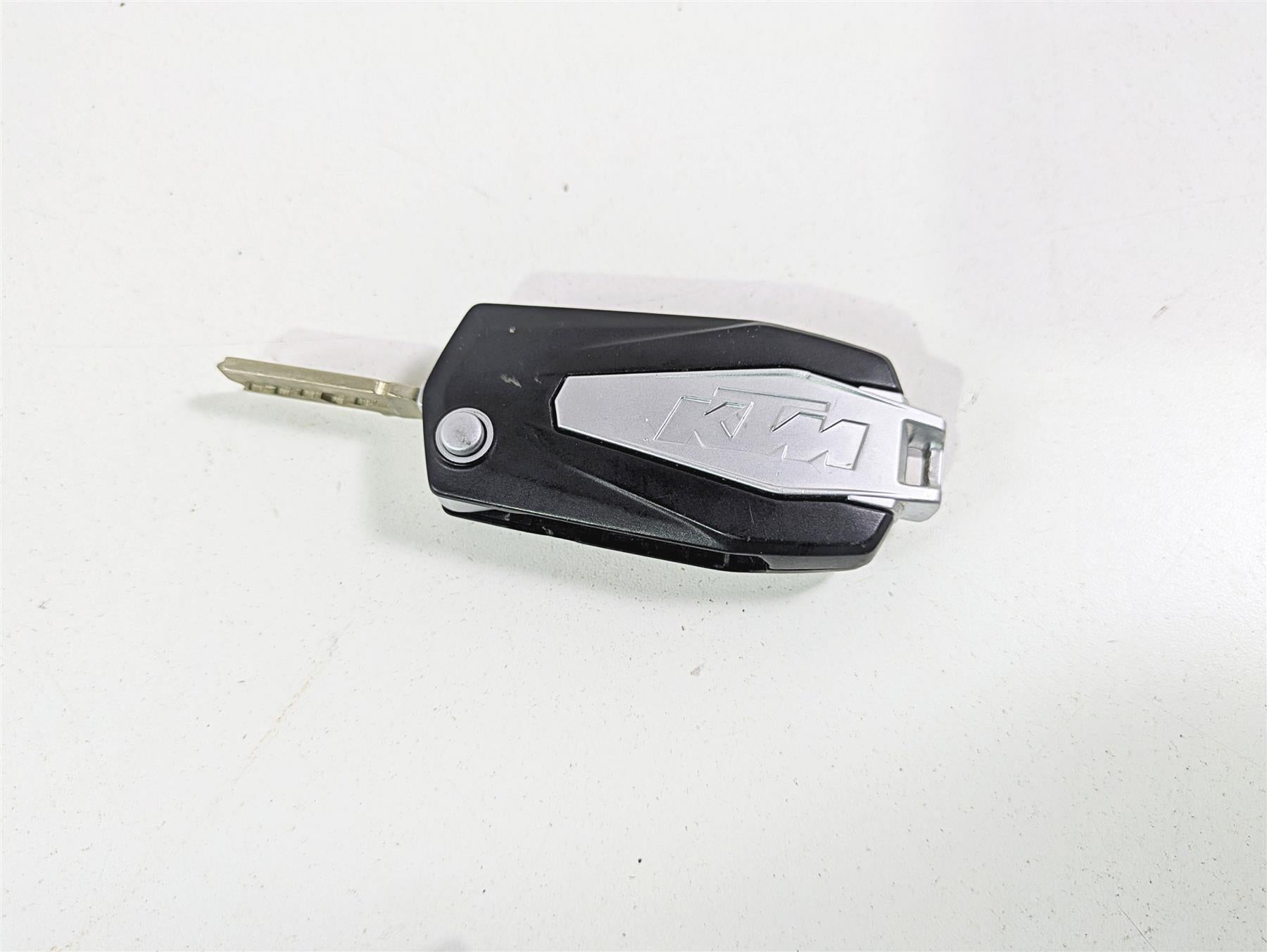 2018 KTM 1290 Super Duke R Cdi Ecm 868.35Mhz Immobilizer Key Set 61341031300 {{ shop.shopifyCountryName }} - Mototech271