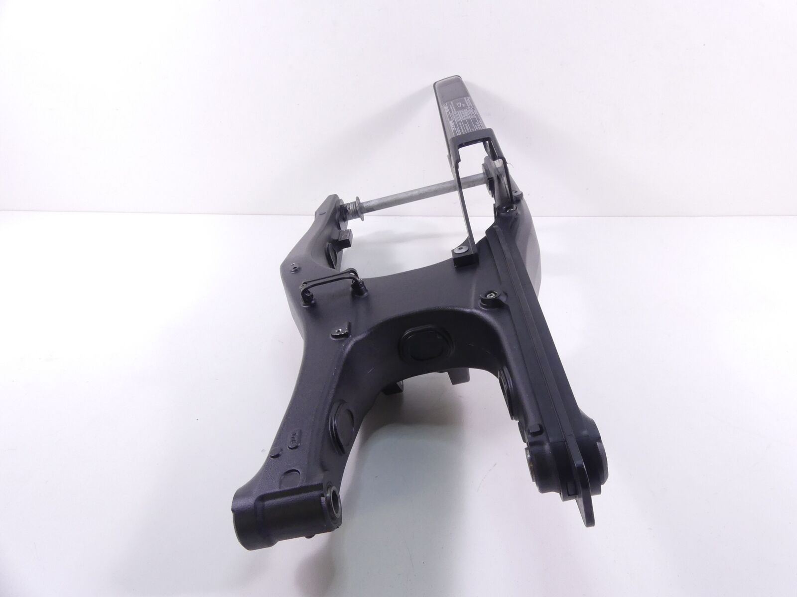 2017 Honda CRF1000 Africa Twin Rear Straight Swingarm Swin Arm 52200-MJP-G50 {{ shop.shopifyCountryName }} - Mototech271