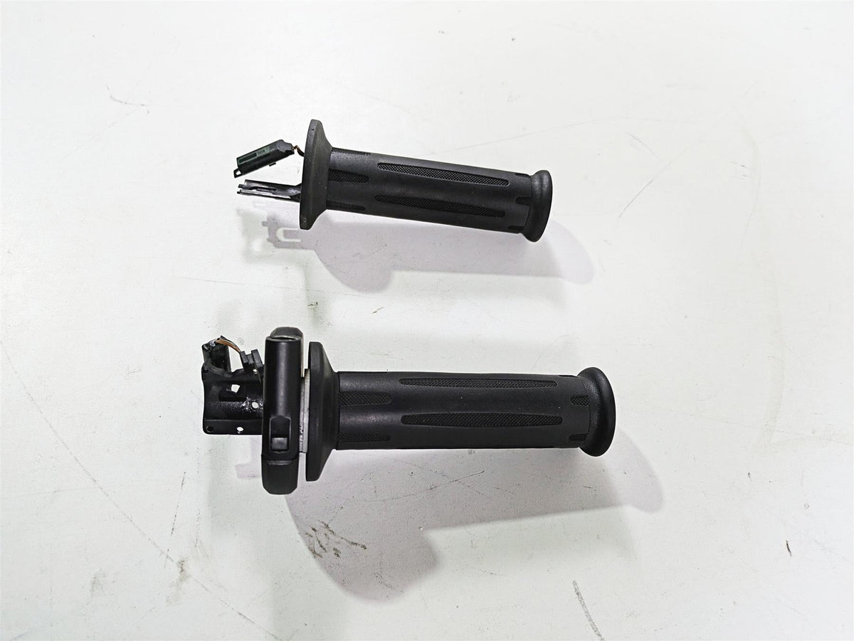 2014 BMW R nine T R9T K21 Left Right Heated Hand Grips 61317721851 61317714238 {{ shop.shopifyCountryName }} - Mototech271