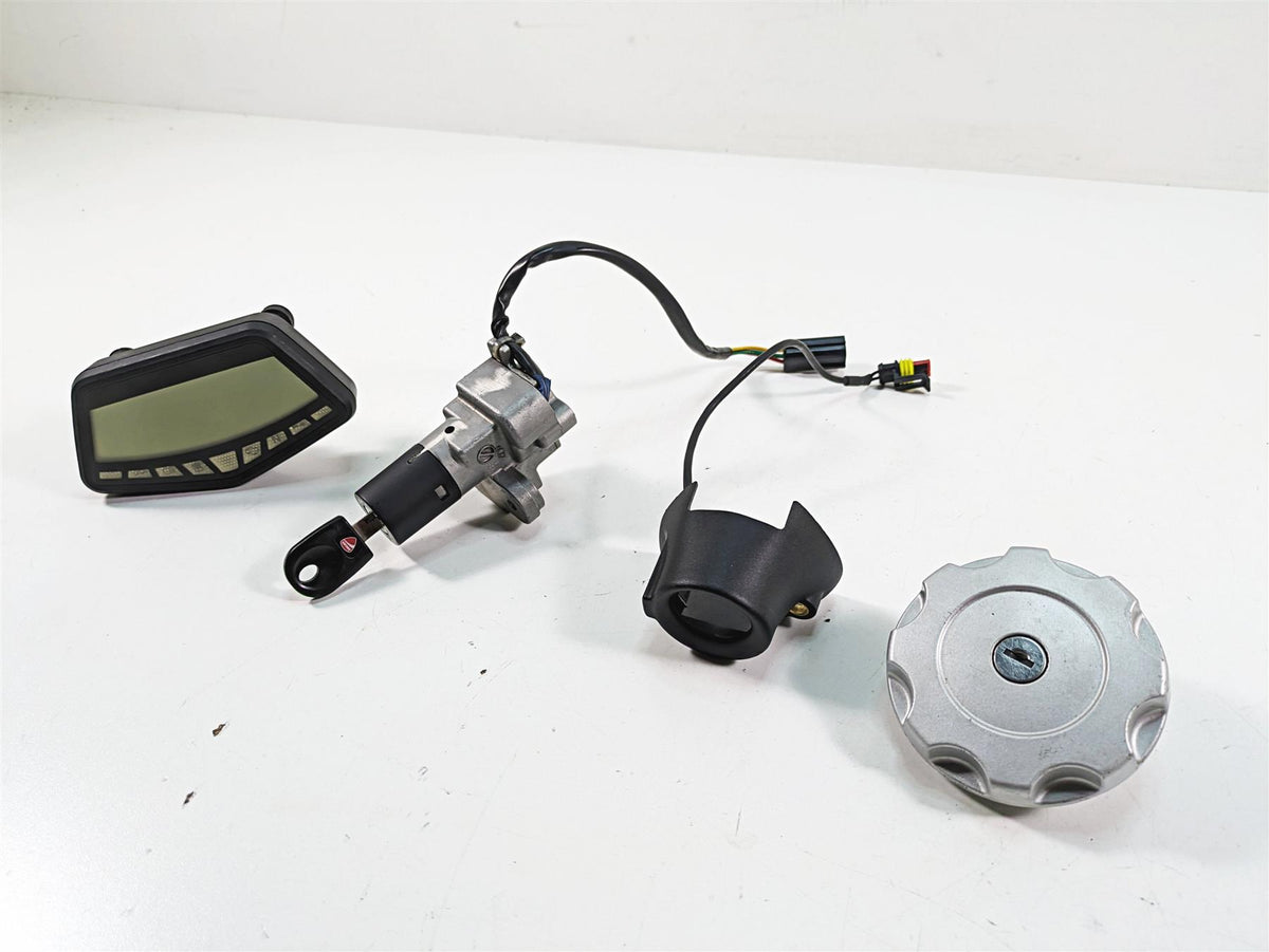2011 Ducati Hypermotard 1100 Evo SP Speedometer 11K Ignition Switch 40610773B {{ shop.shopifyCountryName }} - Mototech271