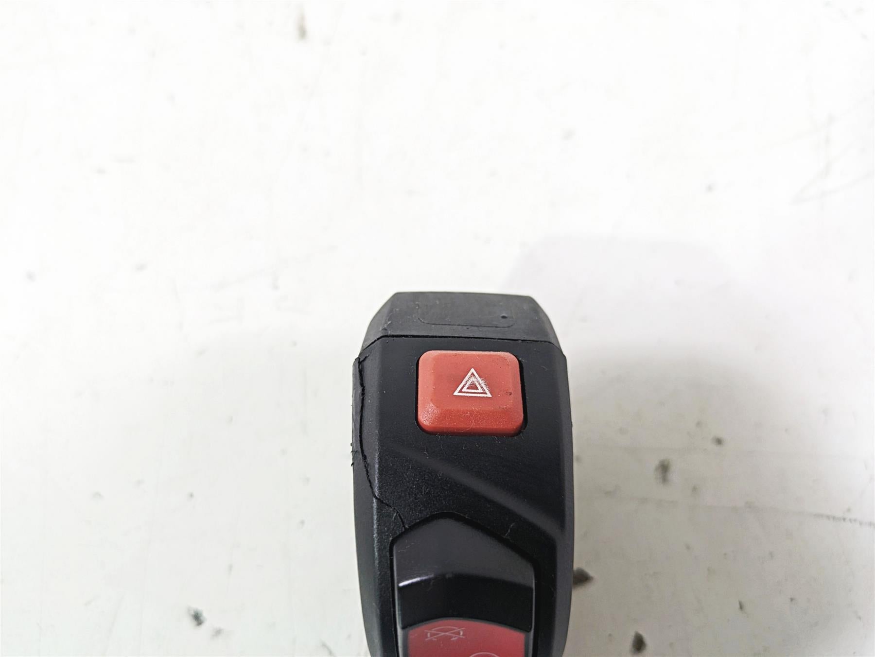 2023 Triumph Street Triple 765 RS Right Hand Control Switch - Read T2044828 {{ shop.shopifyCountryName }} - Mototech271