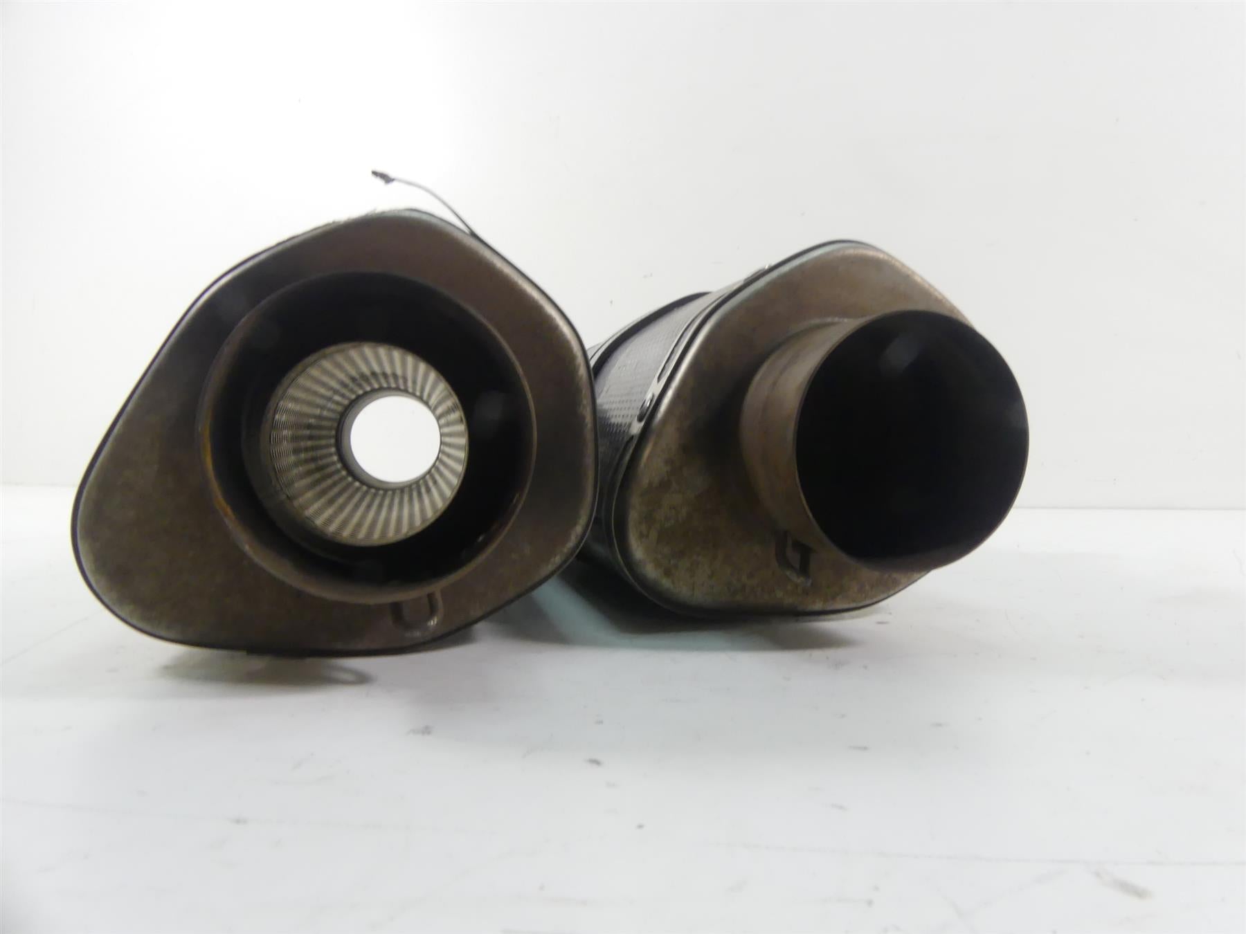2013 Ducati Streetfighter 848 Akrapovic Carbon Exhaust Muffler Set US D550 134S {{ shop.shopifyCountryName }} - Mototech271