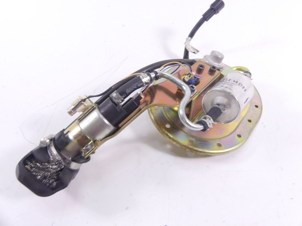 2013 Triumph America EFI Fuel Gas Petrol Pump - Tested T1240421 T1240850 {{ shop.shopifyCountryName }} - Mototech271