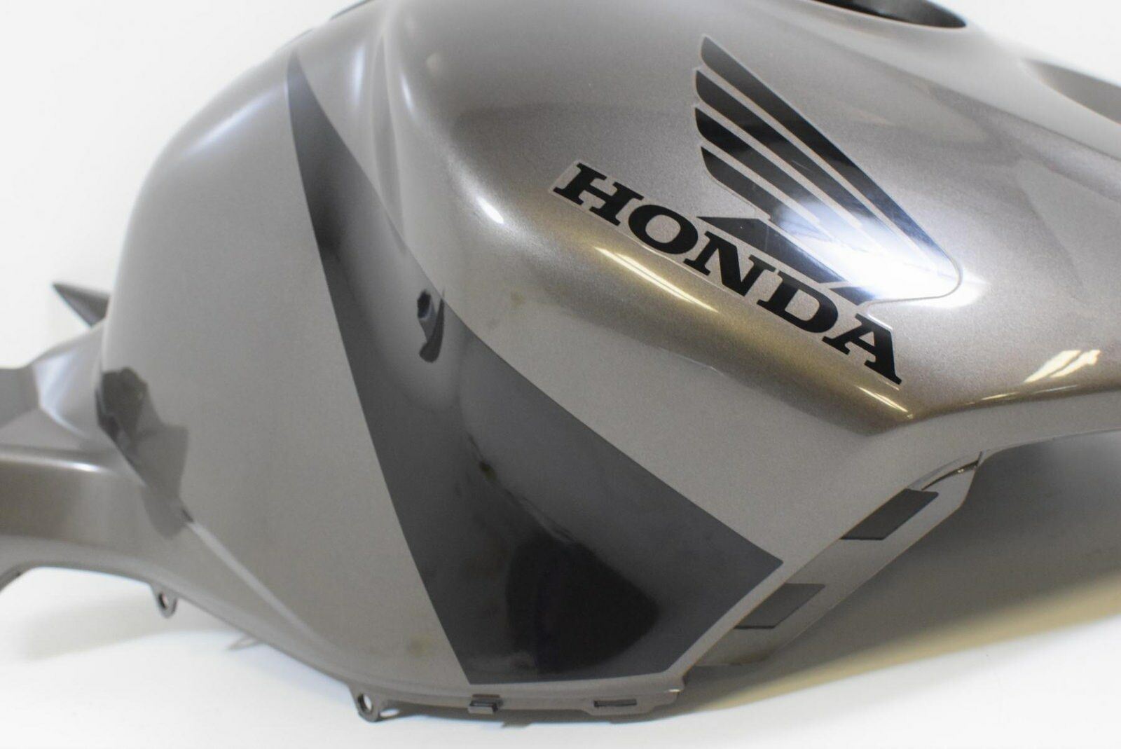 2005 Honda CBR1000RR CBR1000 RR OEM Upper Tank Cover Fairing Cowl 83150-MEL-A00 {{ shop.shopifyCountryName }} - Mototech271