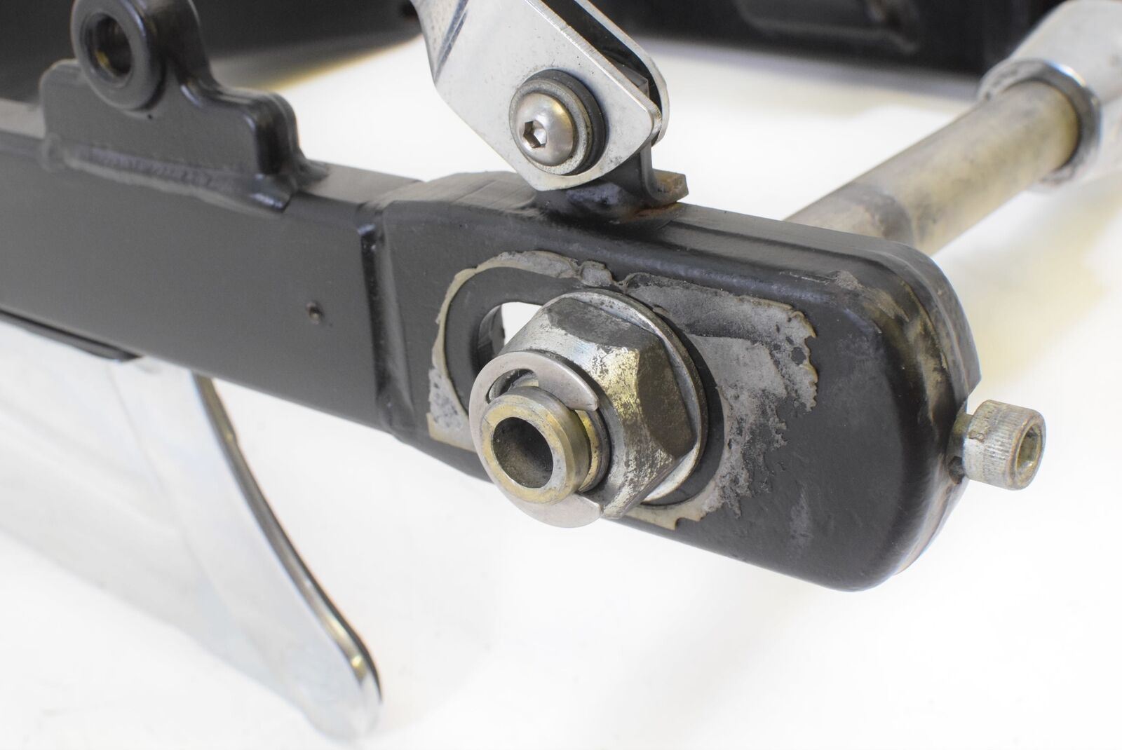 2010 Harley FXDFSE CVO Dyna Fat Bob Rear Swing Arm Swingarm Belt Guards 48656-10 {{ shop.shopifyCountryName }} - Mototech271