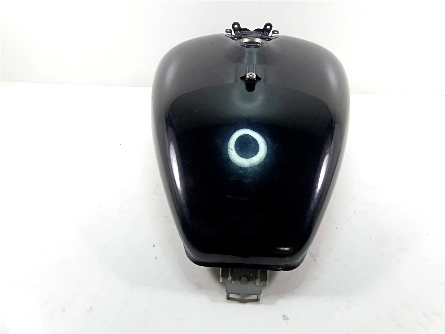 2008 Suzuki M109R VZR1800 Fuel Gas Petrol Tank Reservoir - Read 44100-48G00 {{ shop.shopifyCountryName }} - Mototech271
