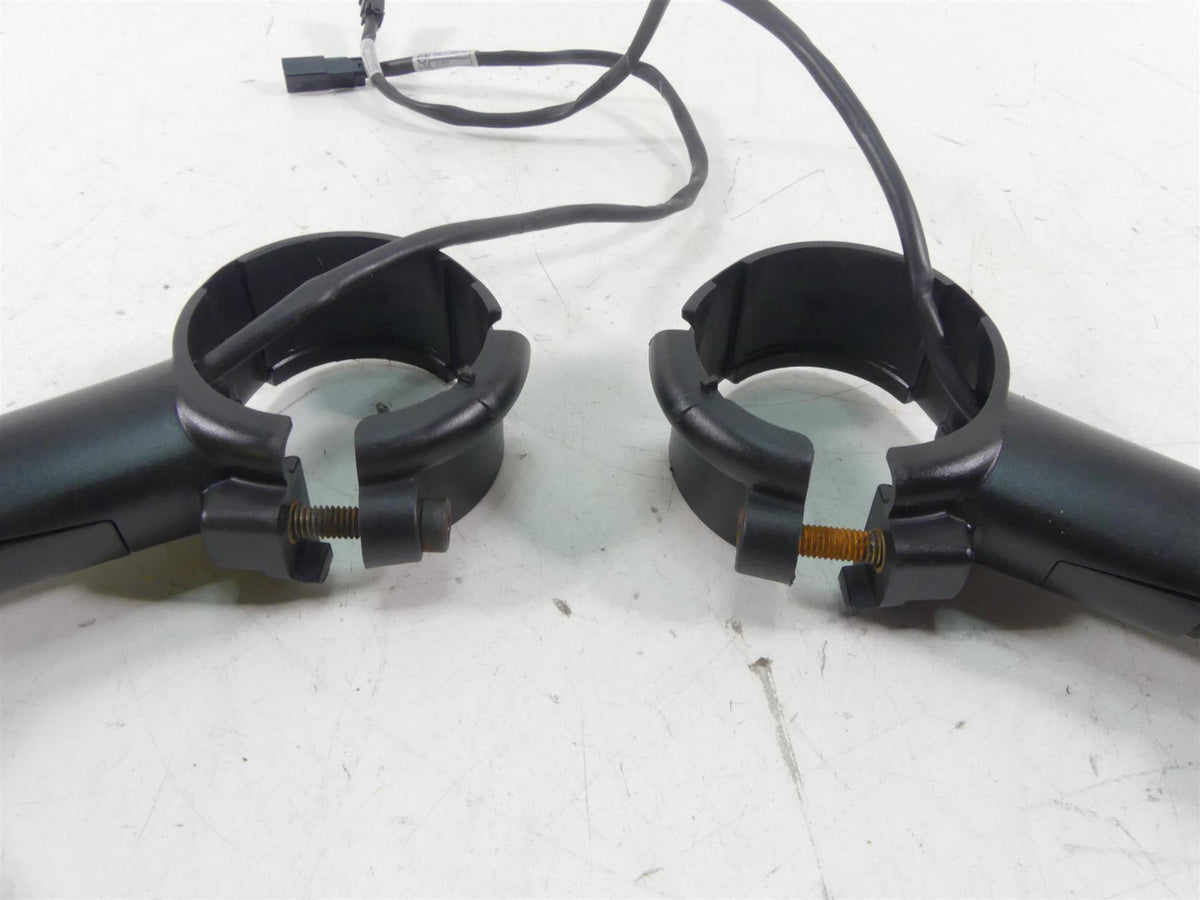 2015 Ducati Monster 1200 S Front Left Right Blinker Set 53010236B 53010226B {{ shop.shopifyCountryName }} - Mototech271