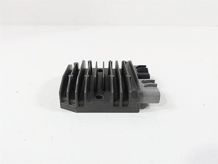 2014 Yamaha YZFR1 R1 RN22 Rectifier Voltage Regulator 1D7-81960-01-00 FH012AA {{ shop.shopifyCountryName }} - Mototech271