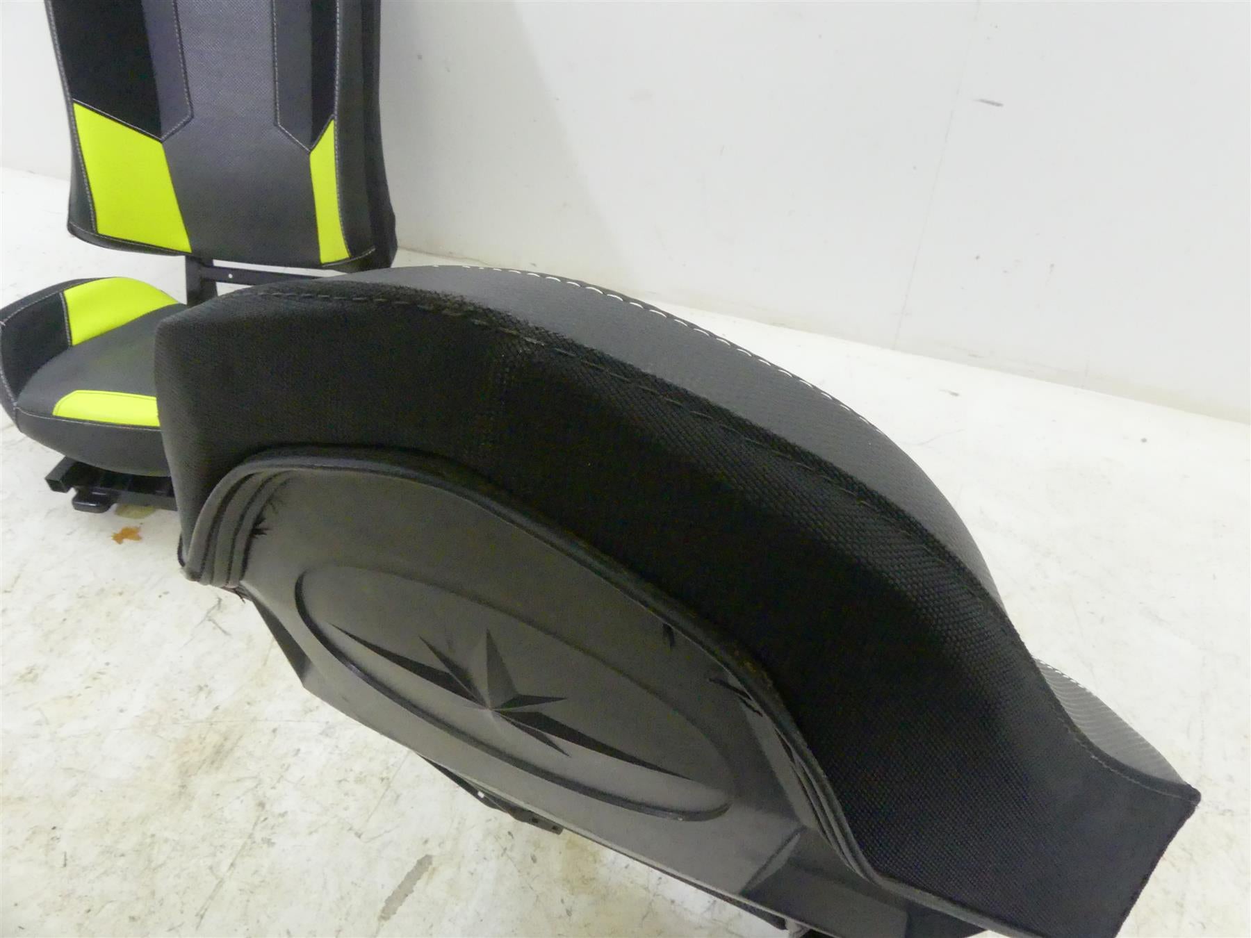 2021 Polaris RZR1000 XP EPS Left Right Yellow Driver Passenger Seat Set 1021289 {{ shop.shopifyCountryName }} - Mototech271