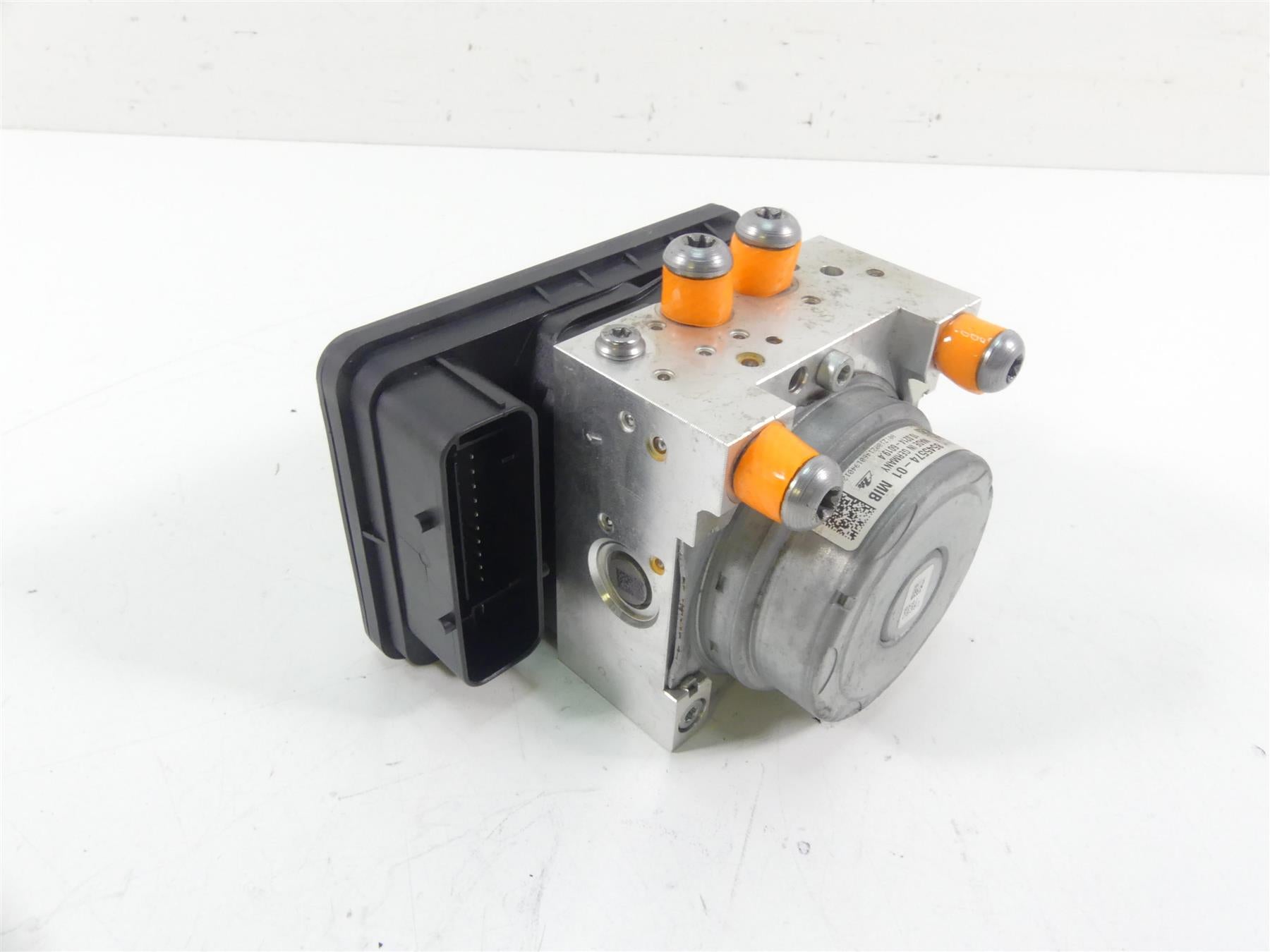 2016 BMW S1000XR K49 Abs Brake Pump Unit Pressure Module 34518545574 {{ shop.shopifyCountryName }} - Mototech271