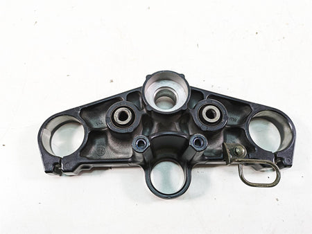 2002 Yamaha FZ1 FZS1000 Fazer Upper Triple Tree Steering Clamp 5LV-W2341-00-00 {{ shop.shopifyCountryName }} - Mototech271
