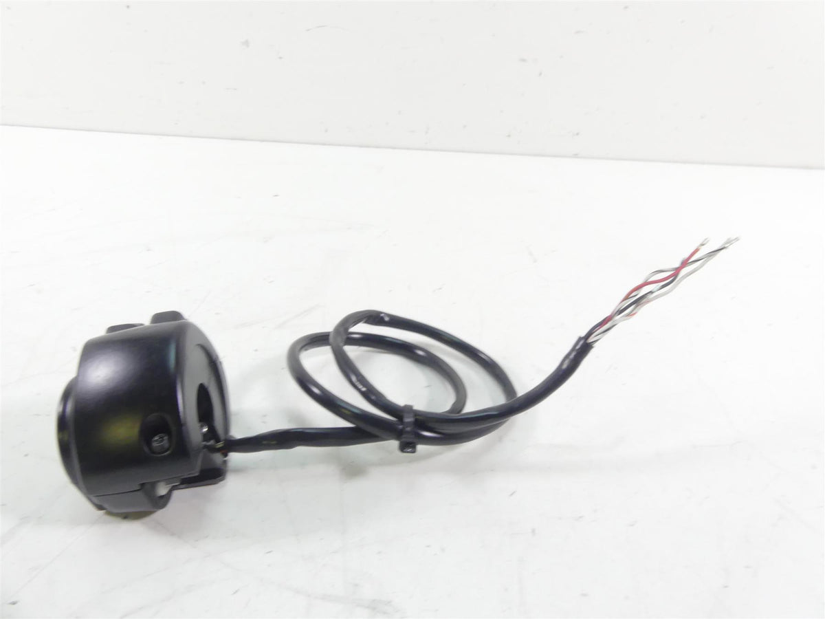 2017 Harley FLS Softail Slim Right Hand Start Stop Control Switch -Read 71500297 {{ shop.shopifyCountryName }} - Mototech271