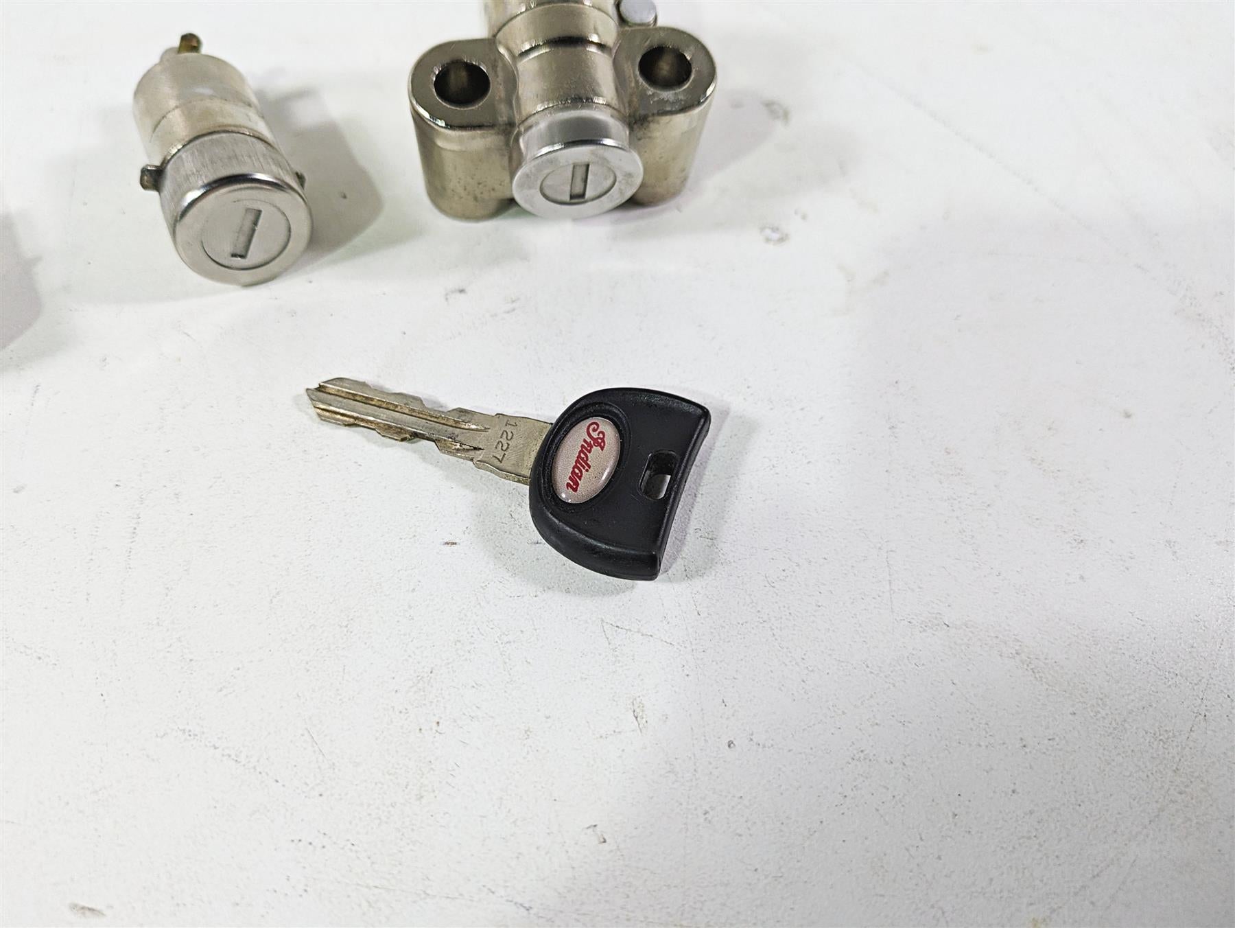 2018 Indian Chieftain Dark Horse Steering & Saddle Bag Lock & Key Set 2635146 {{ shop.shopifyCountryName }} - Mototech271