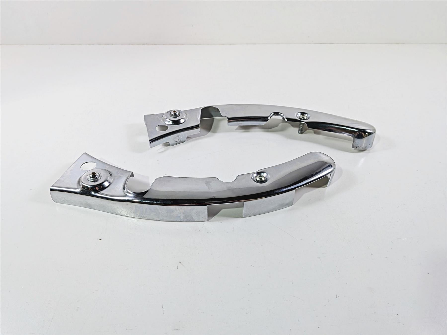 2011 Harley Touring FLHTCU CVO Electra Glide Rear Frame Fender Struts 47526-09-Mototech271