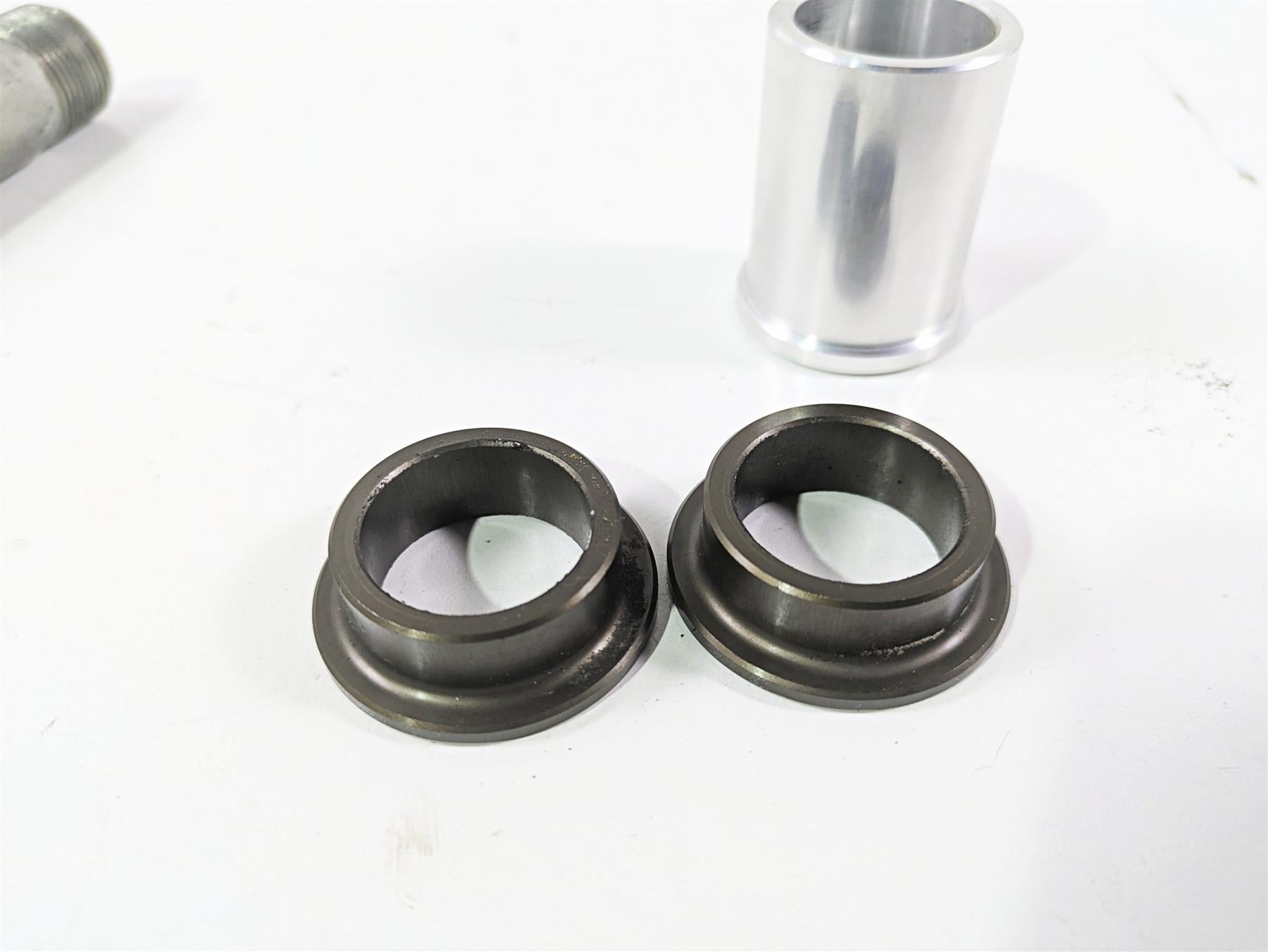 2023 Kawasaki ZX1400 ZX14R Ninja Front Axle Wheel Spindle & Spacers 41068-0604 {{ shop.shopifyCountryName }} - Mototech271