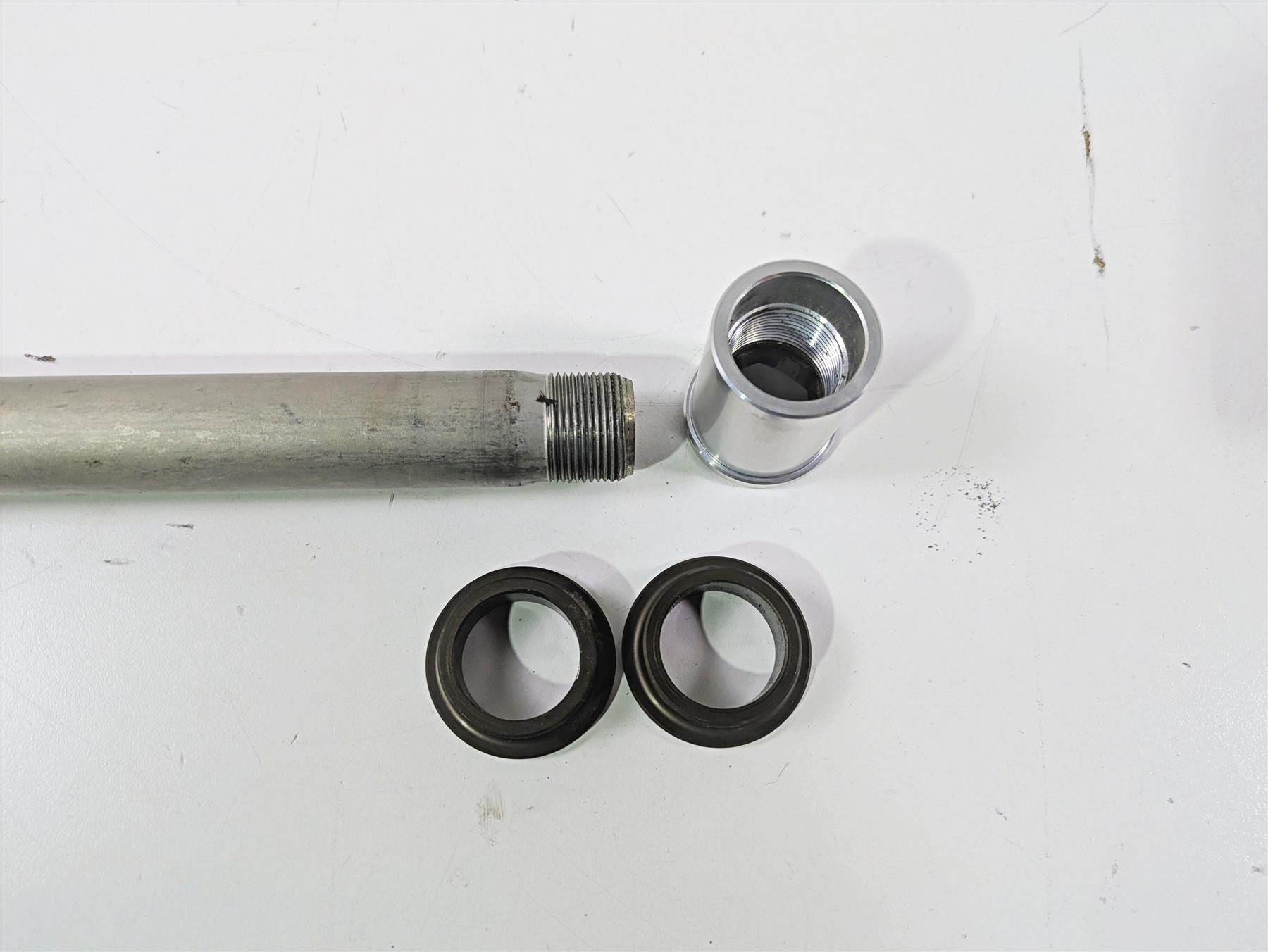 2023 Kawasaki ZX1400 ZX14R Ninja Front Axle Wheel Spindle & Spacers 41068-0604 {{ shop.shopifyCountryName }} - Mototech271
